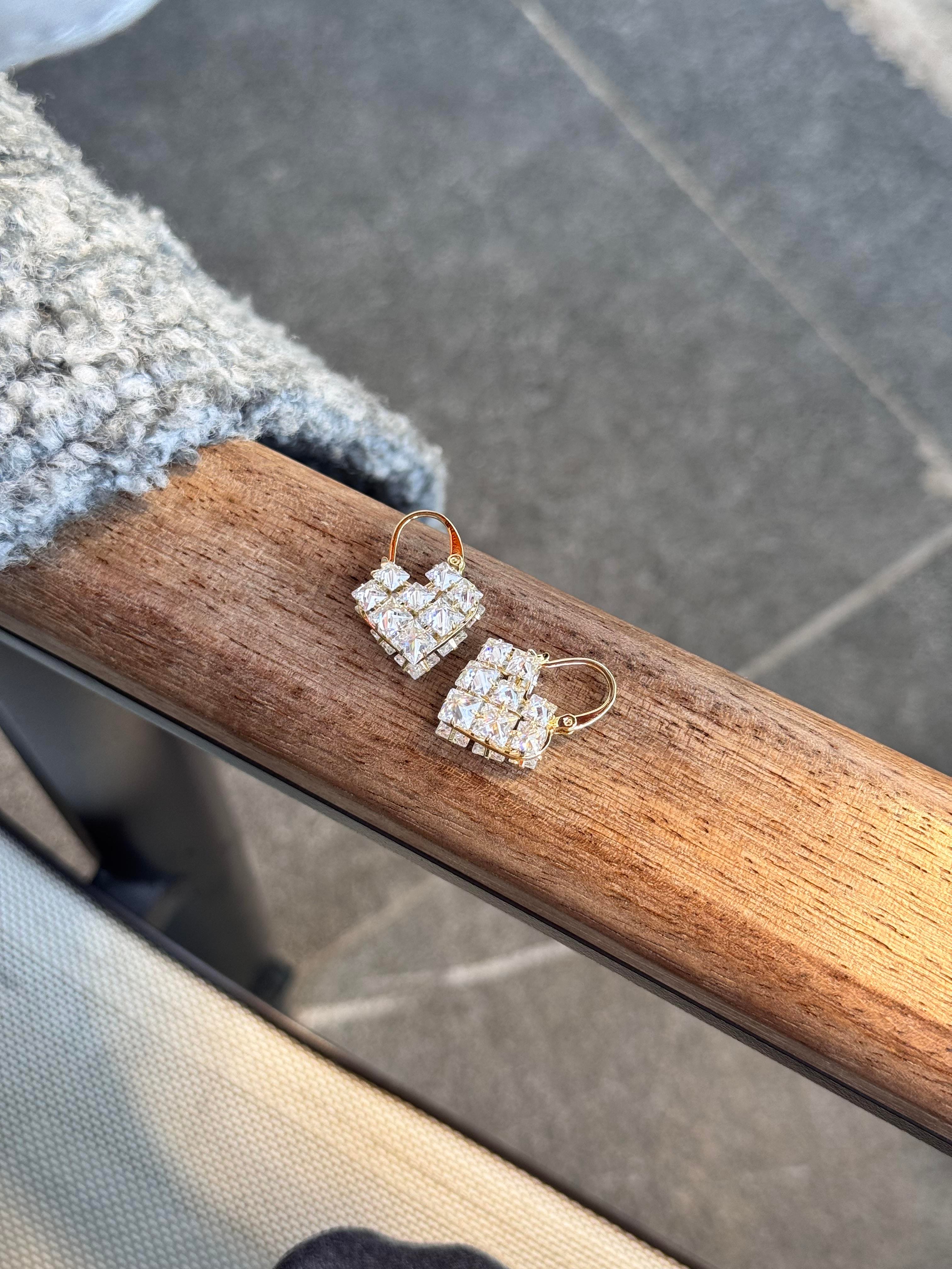 Özel Seri taşlı kalp Küpe