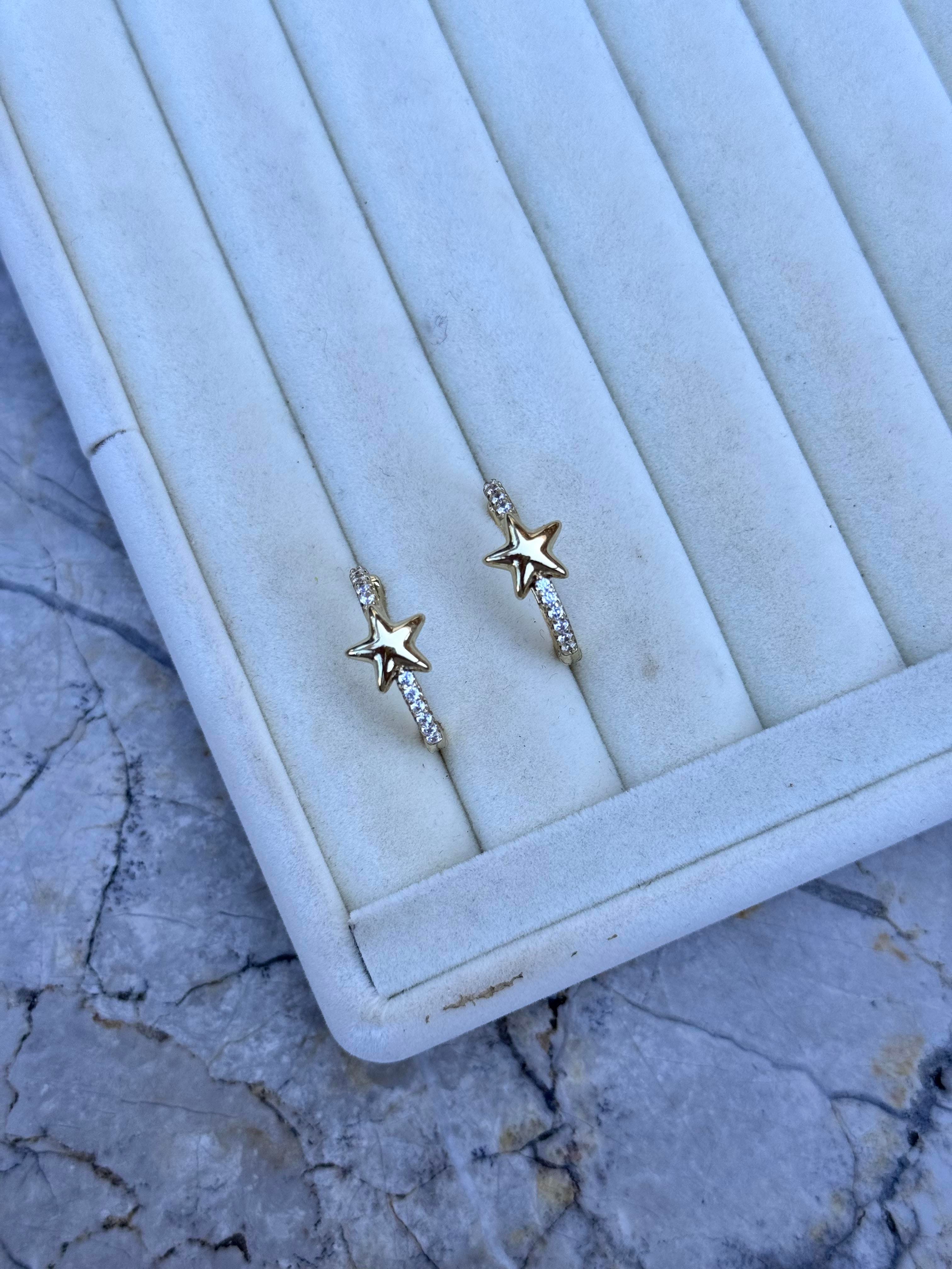 Özel Seri Zircon Yıldızlı Küpe