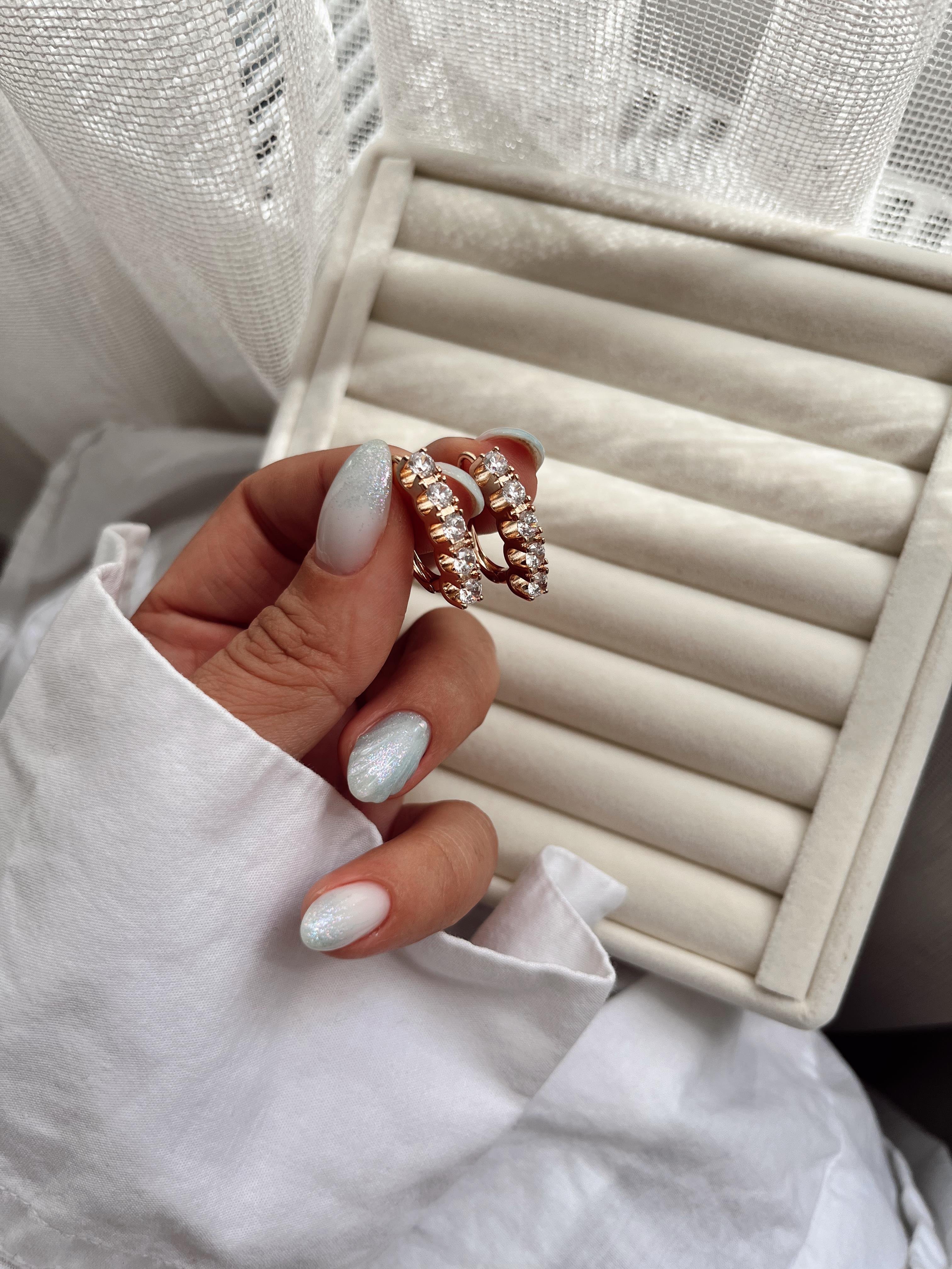 Shinig Star Collection VİP Küpe 87