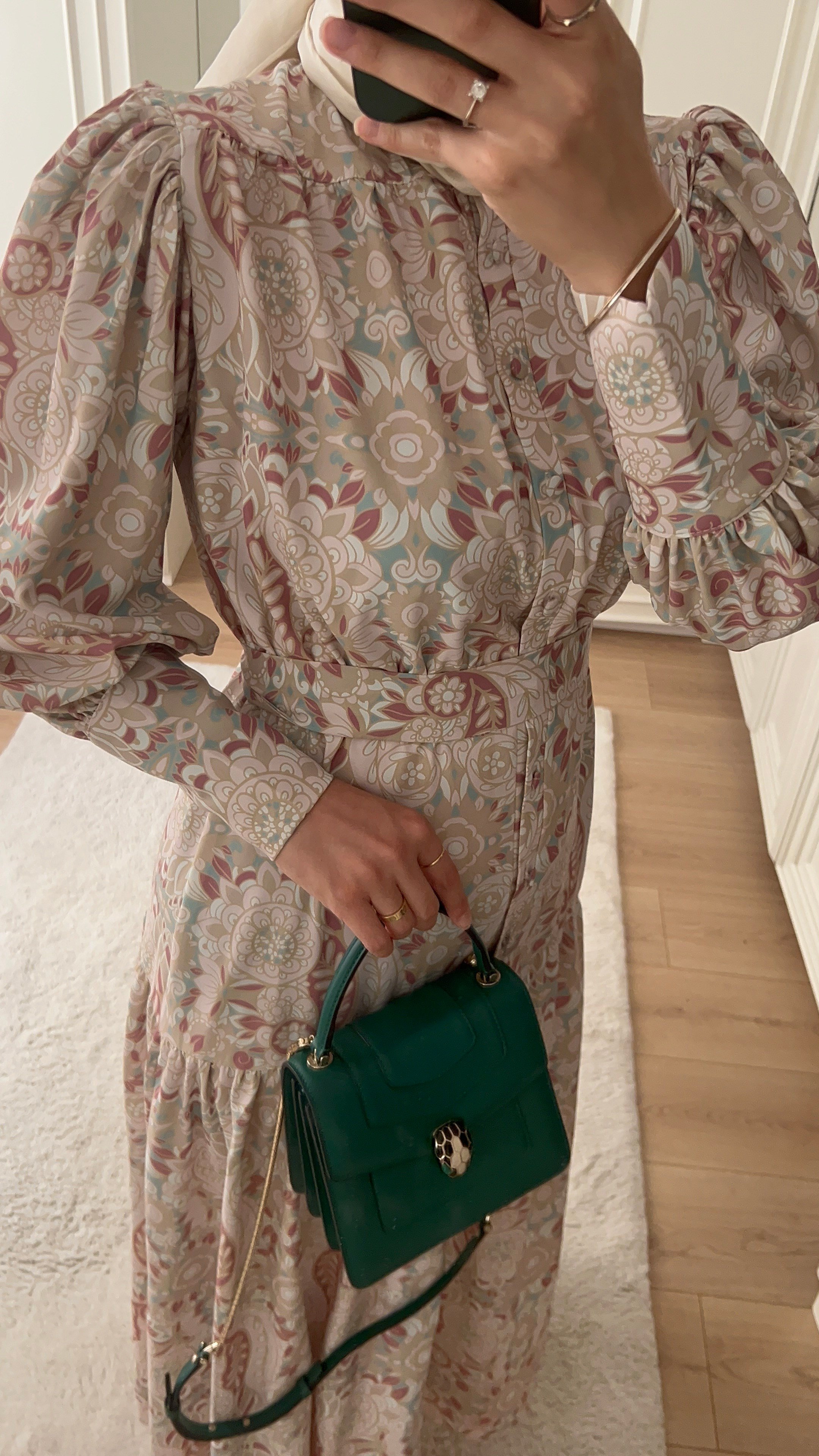 BEIGE ELBİSE