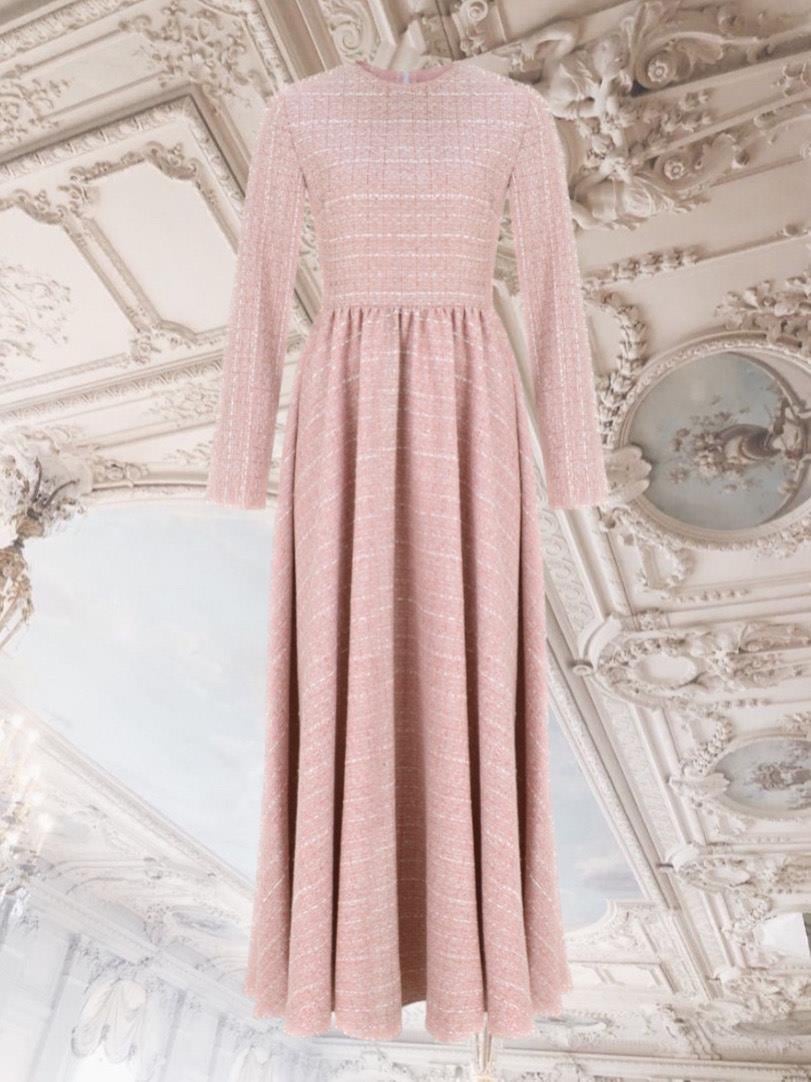 PEMBE CHANEL ELBİSE