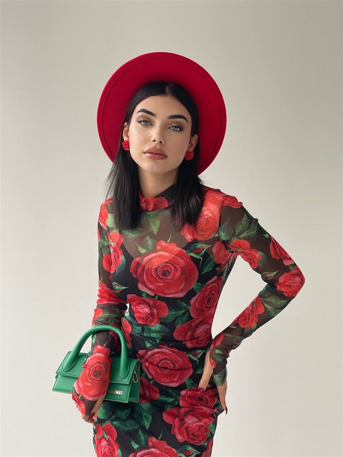GÜL DESEN ELBİSE