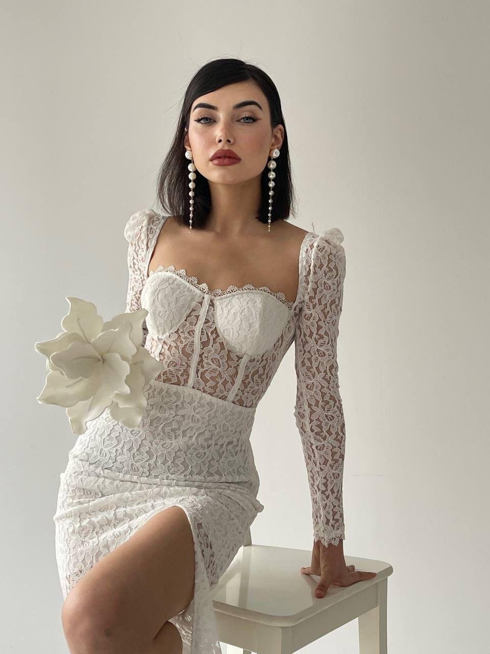 İRİS MİDİ GLOPLU YIRTMAÇLI DANTEL ELBİSE BEYAZ | 