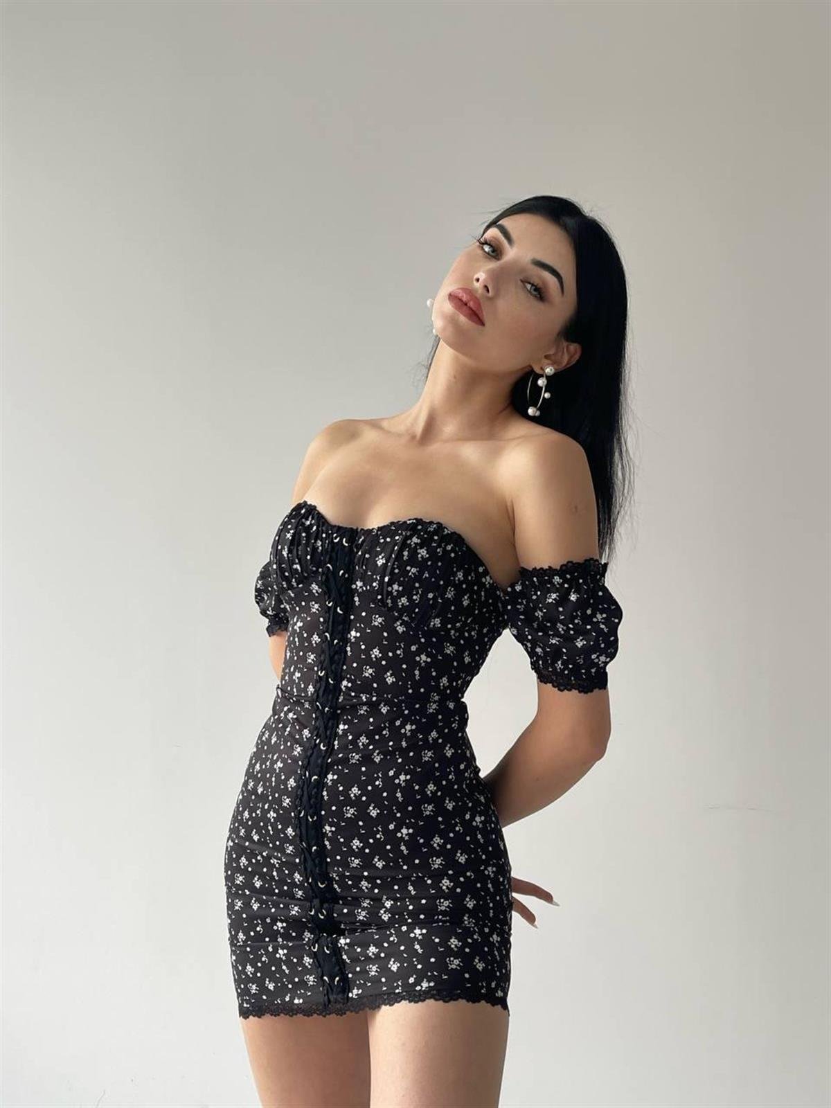 Karla Siyah Mini Elbise 