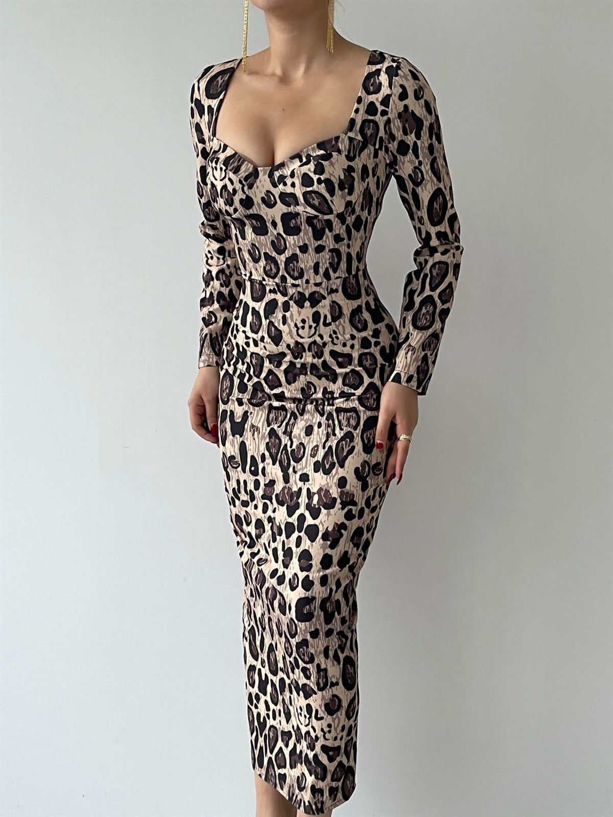 Leopar Elbise 