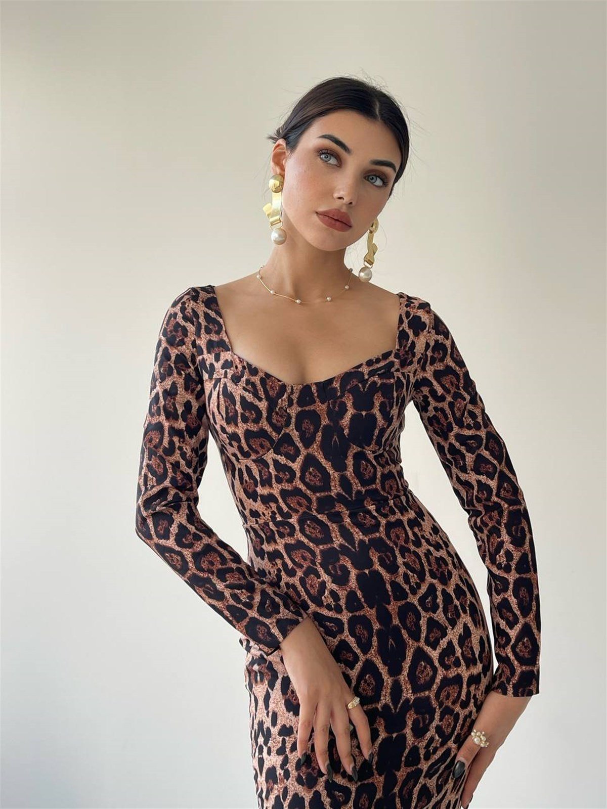 Leopar Elbise 
