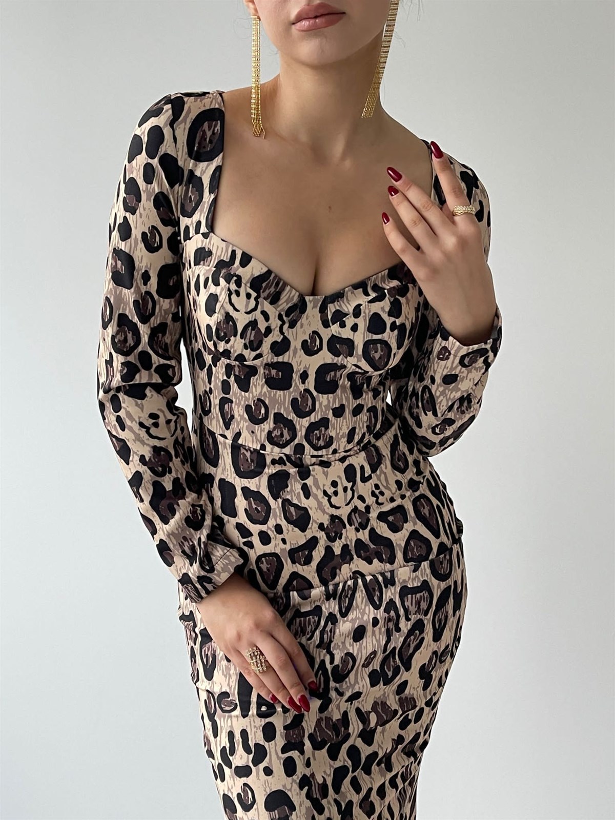 Leopar Elbise 