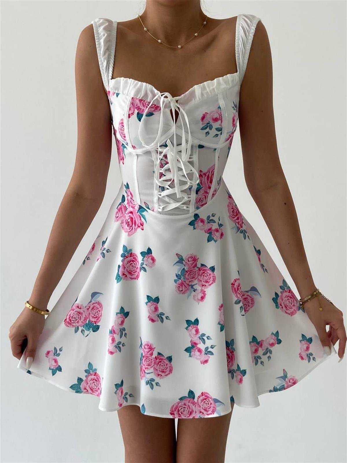 Manolya Askılı Çiçekli Elbise 