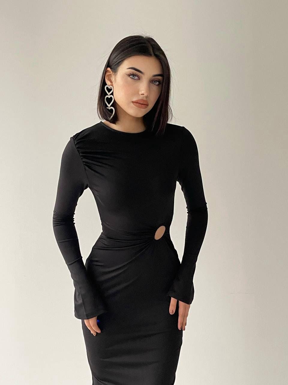 Sanem Siyah Uzun Minimal Dekolteli Elbise  | 