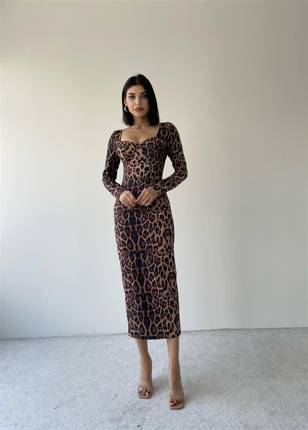 Sarah Uzun Kollu Leopar Elbise