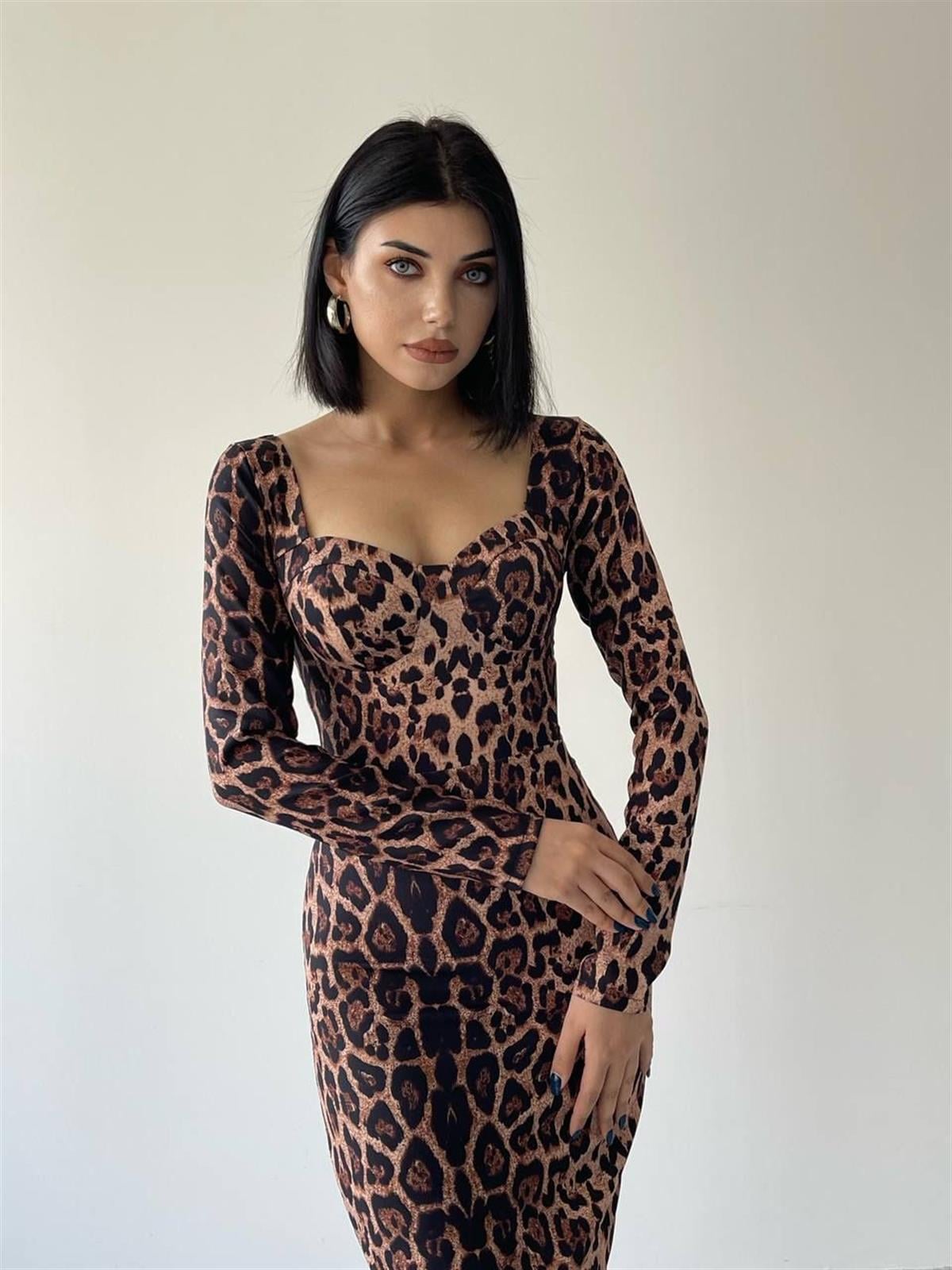 Sarah Uzun Kollu Leopar Elbise