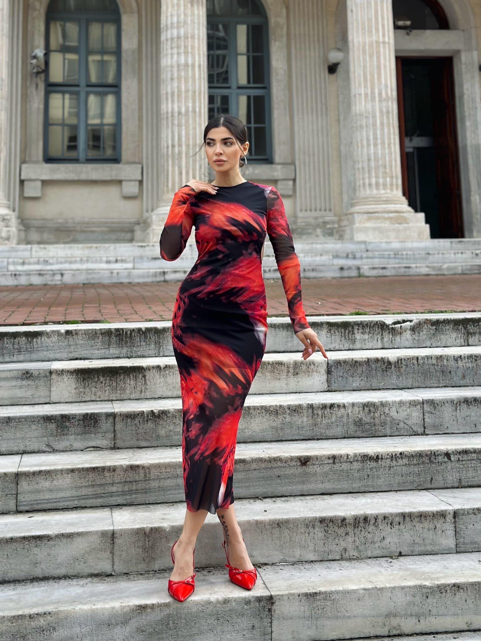 Velvet Midi Sırt Dekolteli Kırmızı Elbise  | 