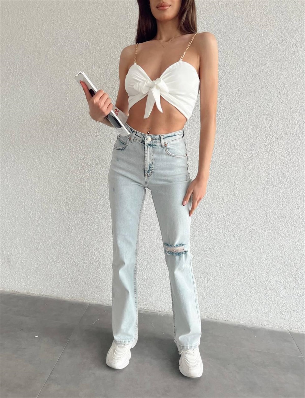 ZİNCİR ASKILI CROP 