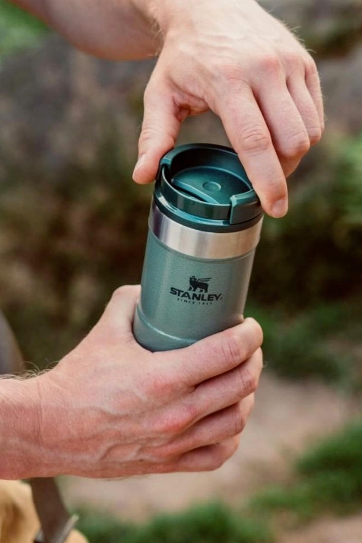 Stanley Klasik Neverleak Termos Bardak 0.35 lt / 12 oz. - Yeşil - Hammertone Green | 10-09855-006