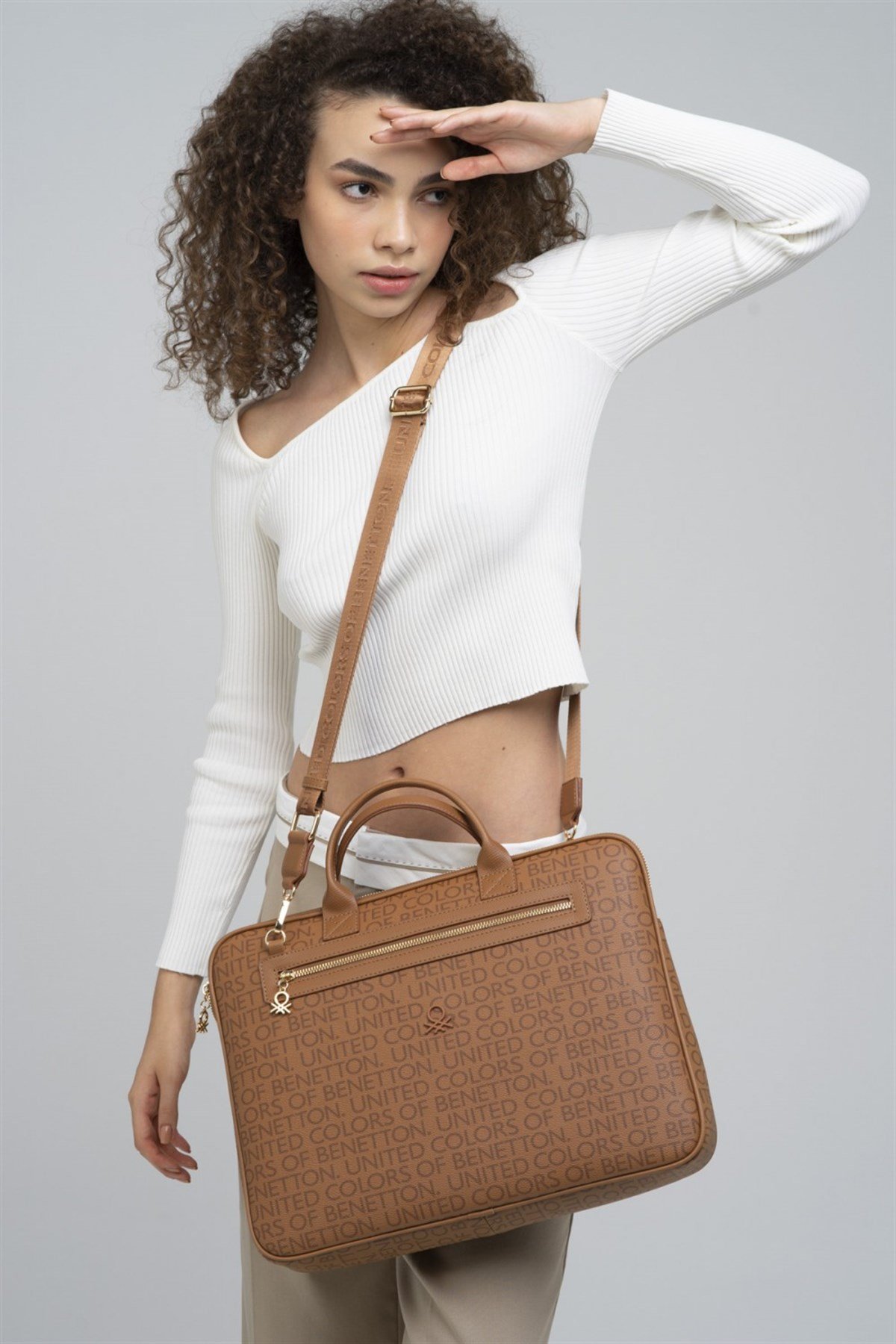 Benetton bnt 823 Unisex Evrak ve Bilgisayar Çantası Camel