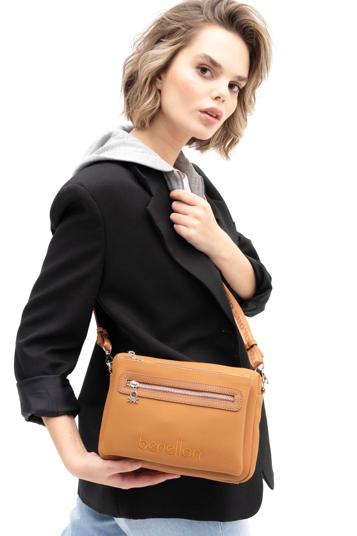 Benetton bnt1335 Kadın Çapraz Çanta Camel