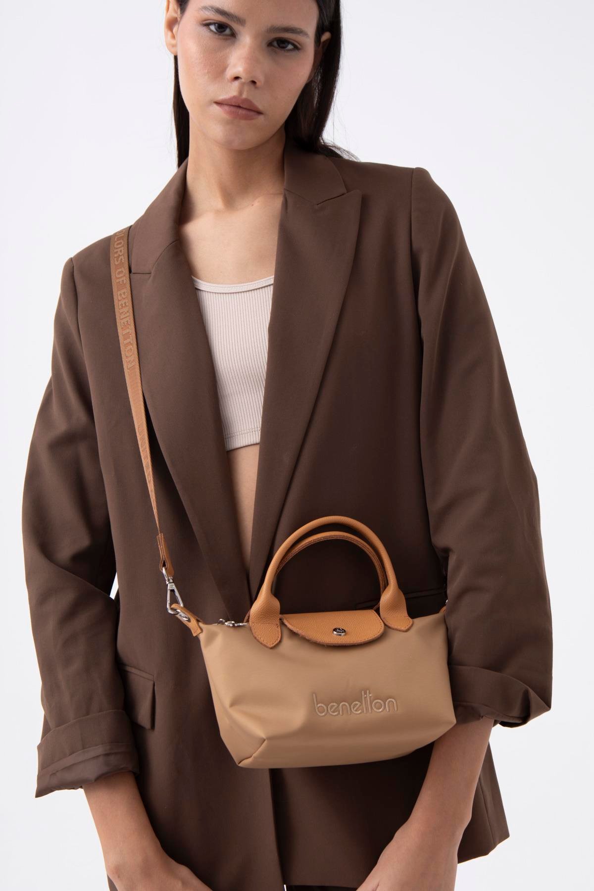 Benetton BNT1360 Kadın Kol Çantası Vizon Camel