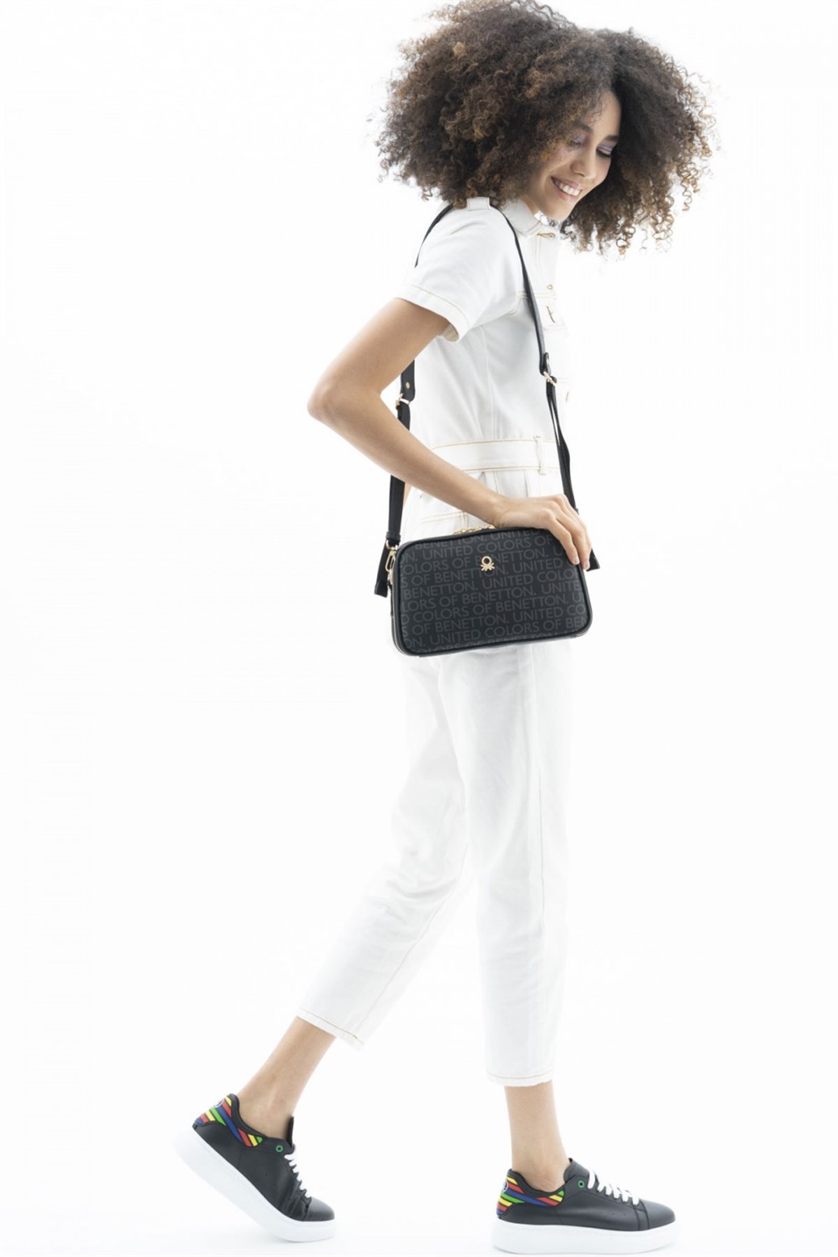 benetton-capraz-canta-bnt-370-siyah-2dfd-a.jpg