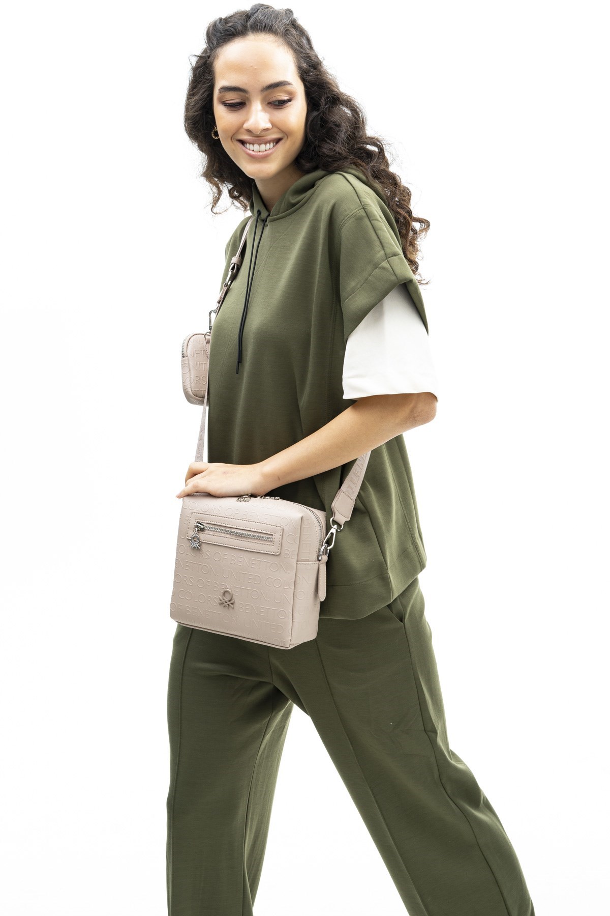 benetton-capraz-canta-bnt-597-kum-e2dbff.jpg