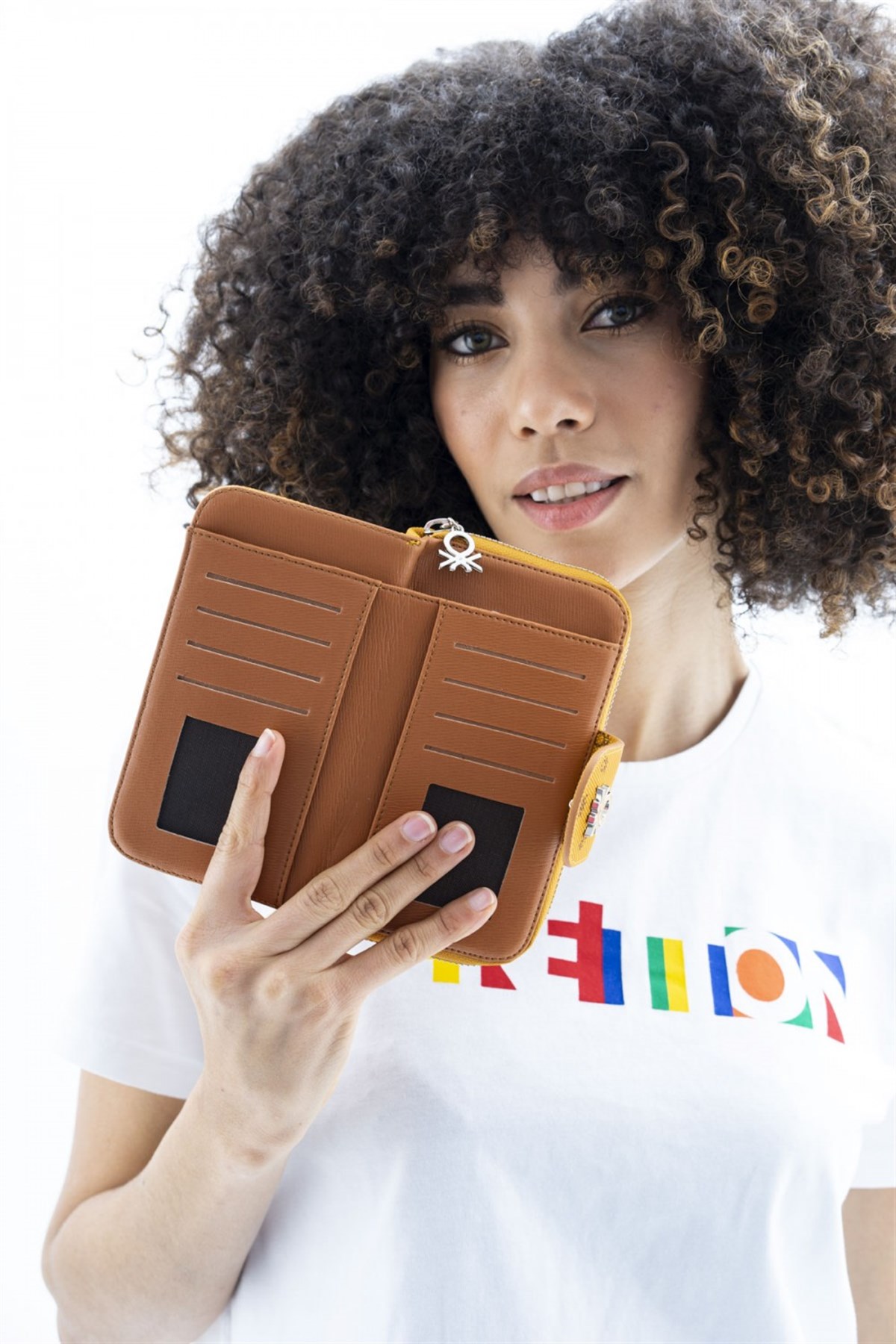 benetton-cuzdan-bnt-477-hardal-0fe5e1.jpg