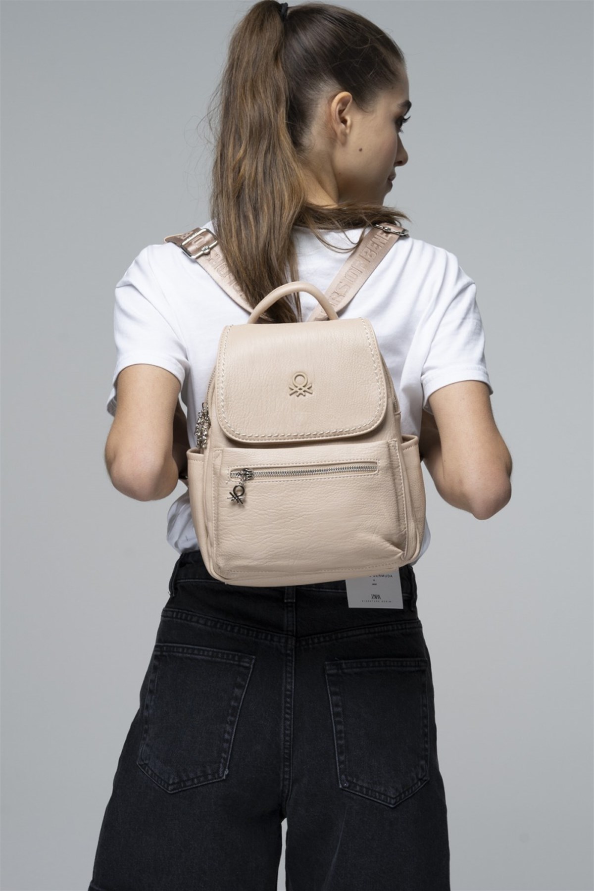 benetton-sirt-cantasi-bnt-703-ten-df6f-4.jpg