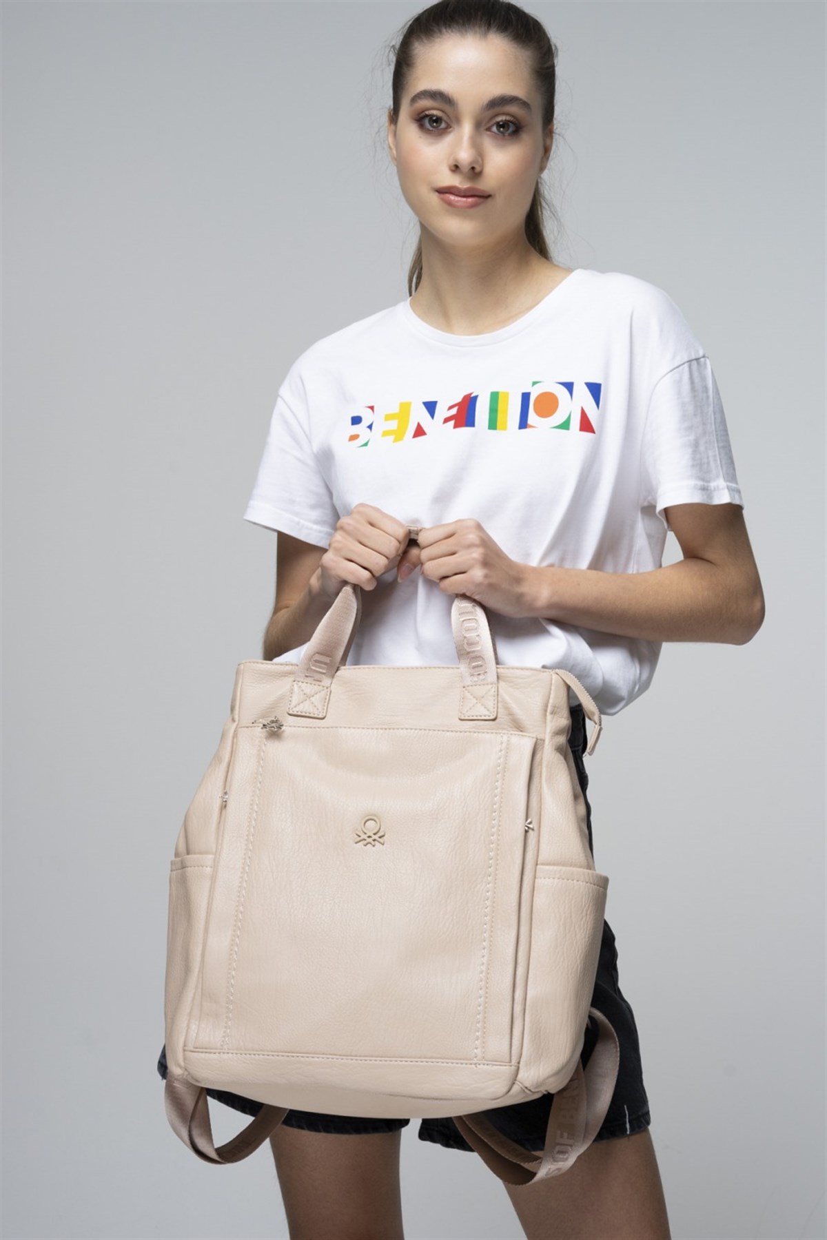 benetton-sirt-cantasi-bnt-706-ten-88-874.jpg