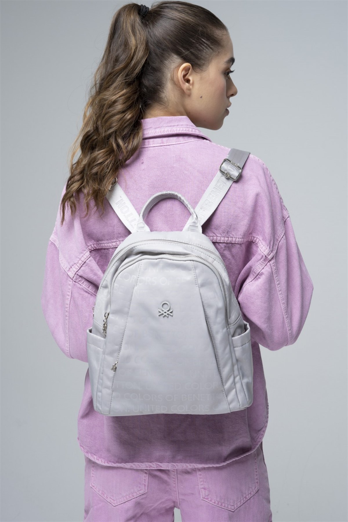 benetton-sirt-cantasi-bnt-711-gri-2899a2.jpg