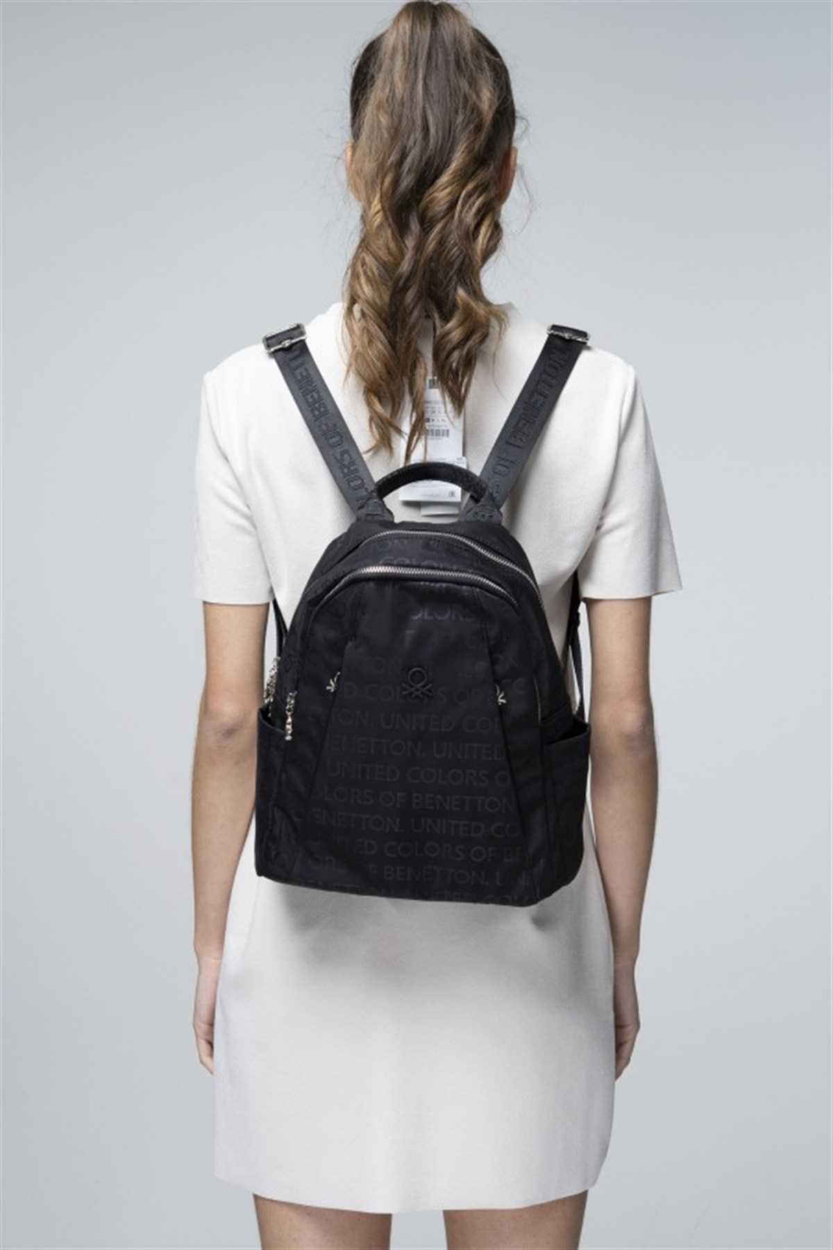 benetton-sirt-cantasi-bnt-711-siyah-4-bdb2.jpg