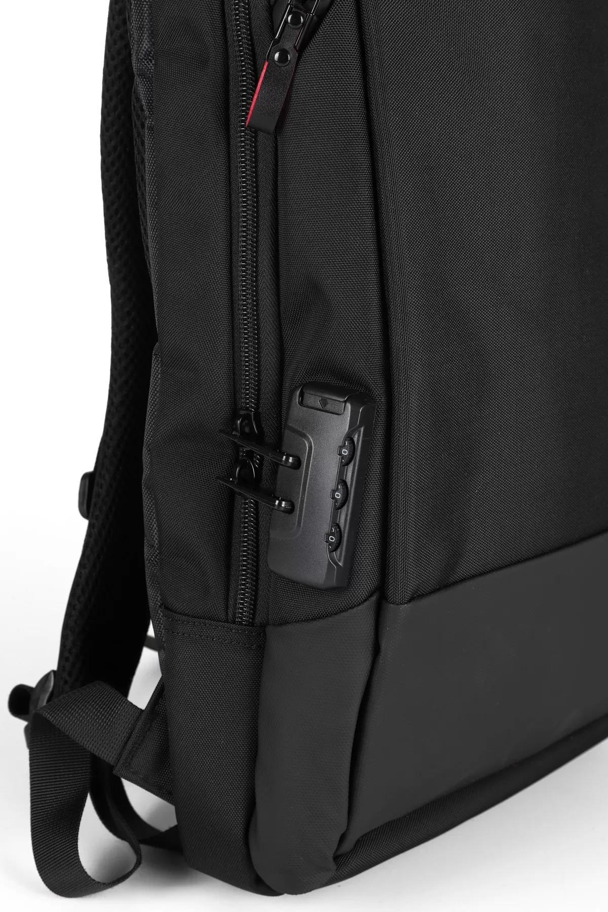 ÇÇS 51349 Laptop Sırt Çantası Siyah
