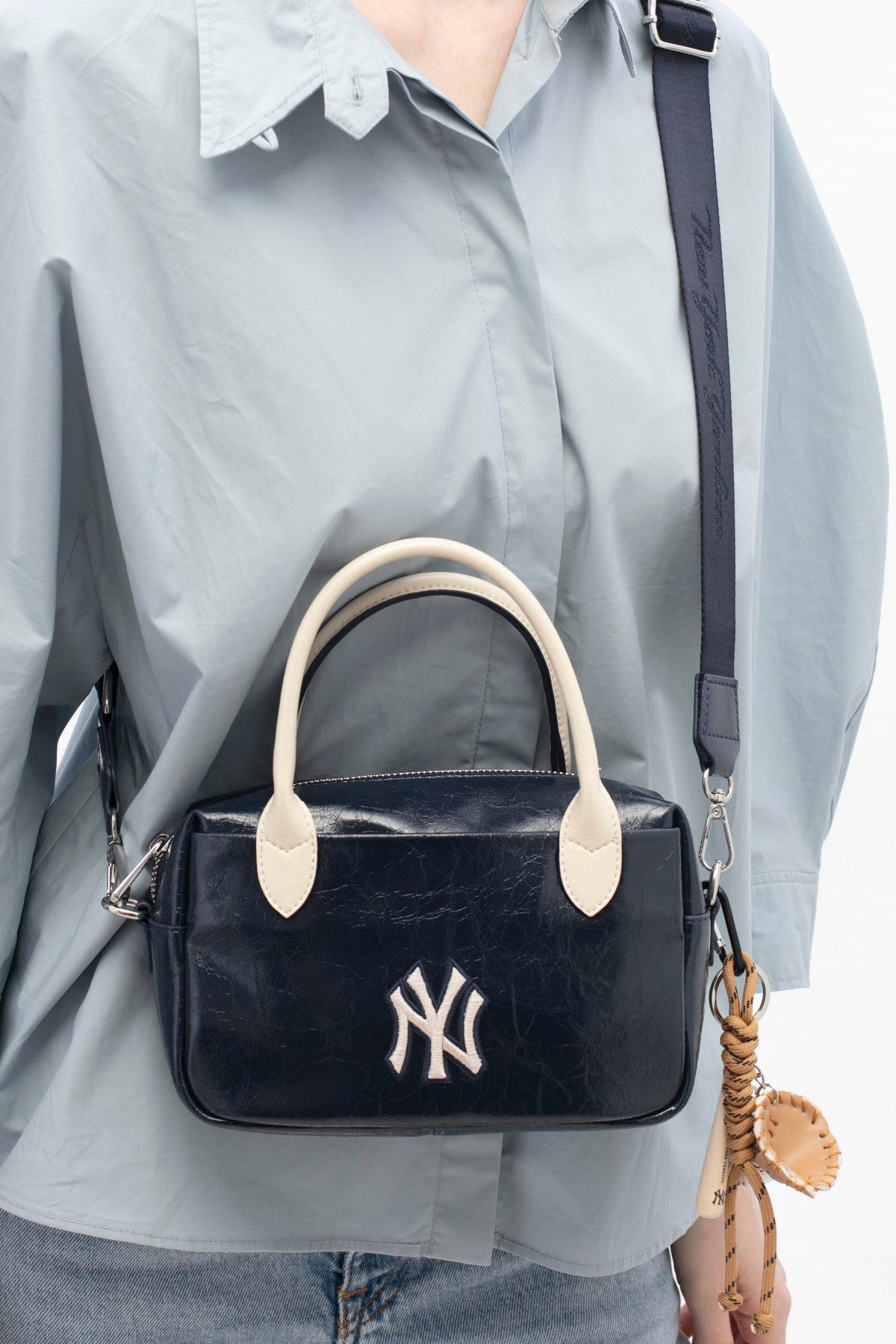 NEW YORK YANKEES KADIN EL ÇANTASI LACİ