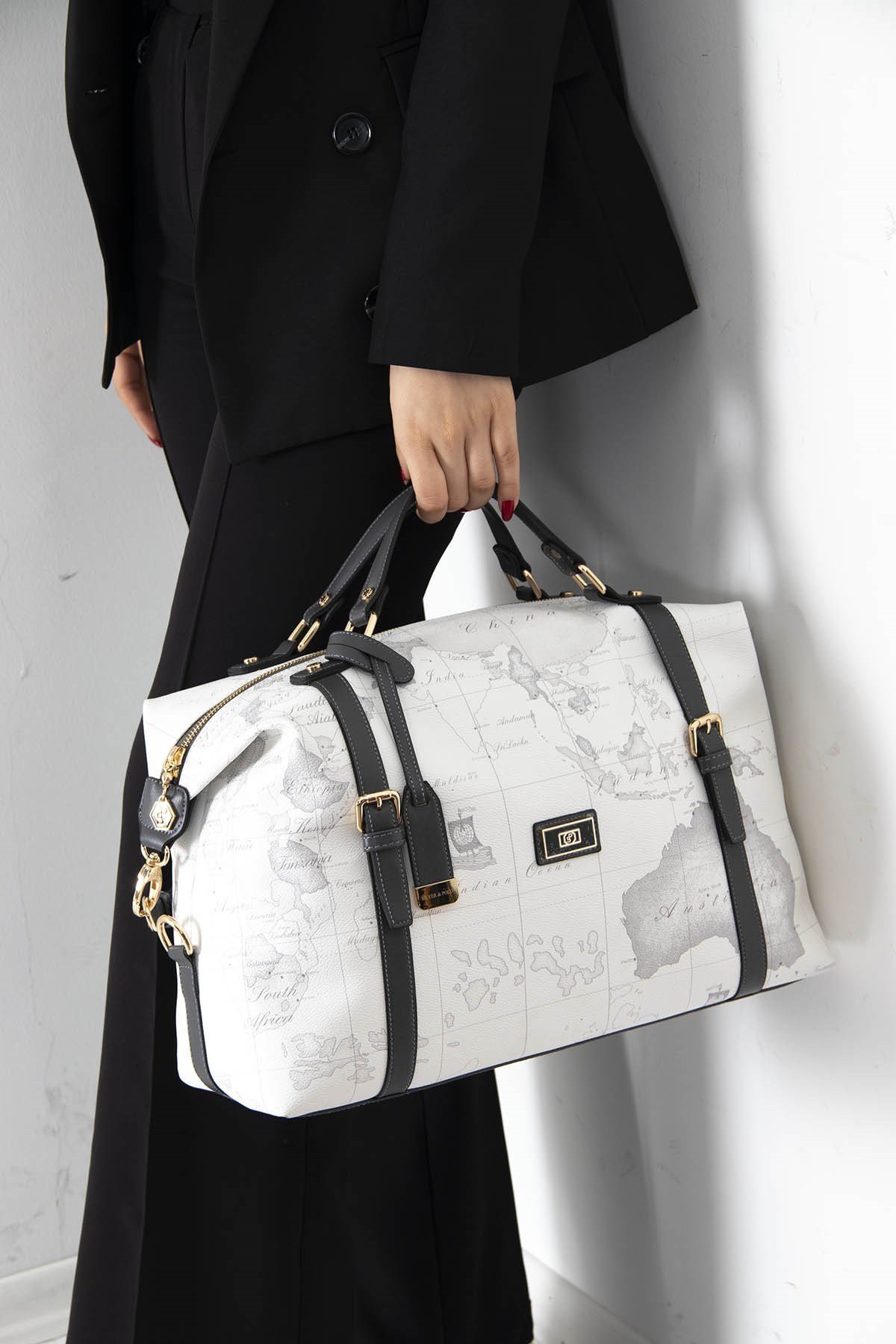silverpolo-1064-beyaz-seyahat-cantasi-5c1a33.jpg
