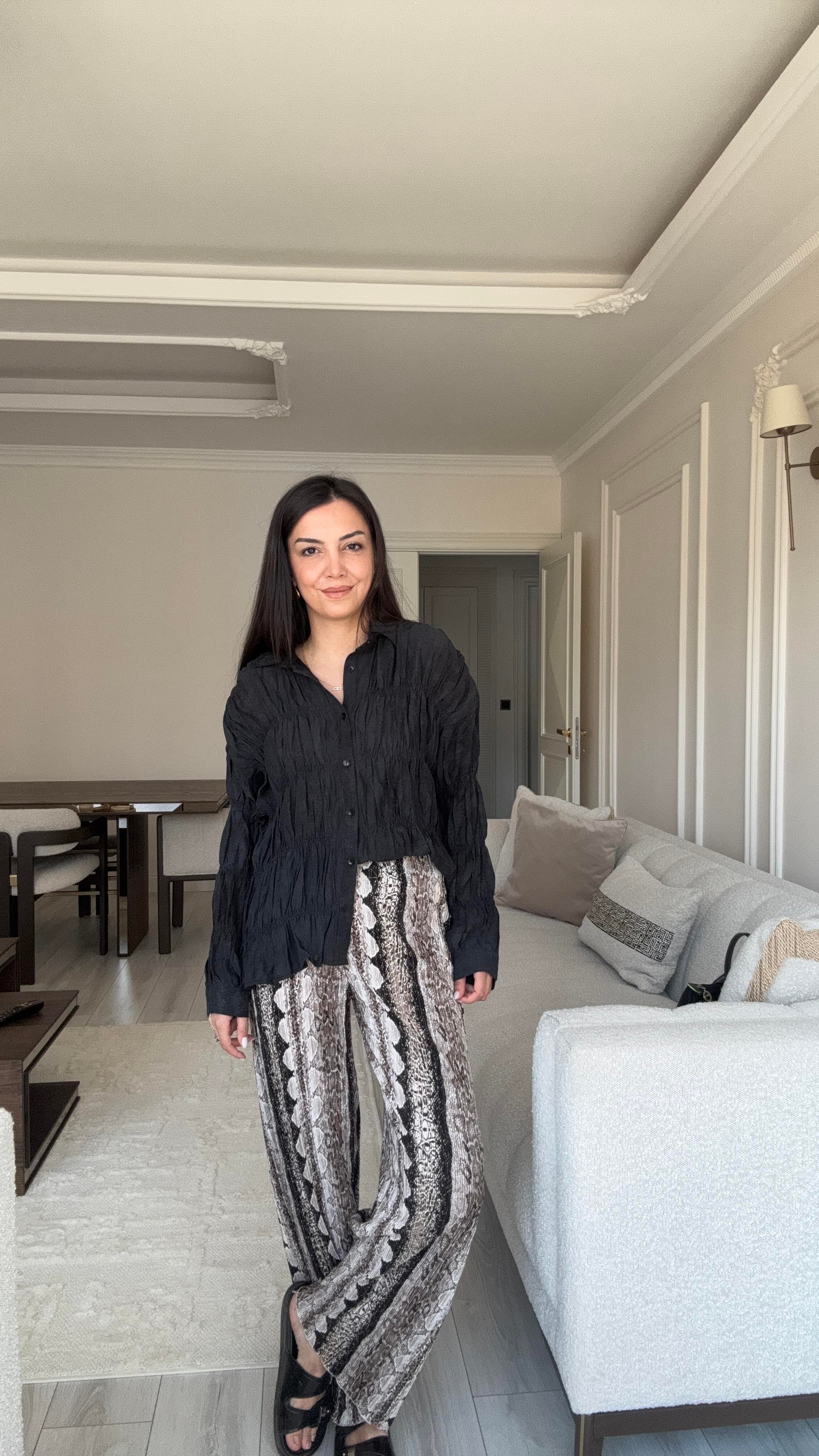 Desenli Siyah Pantolon 