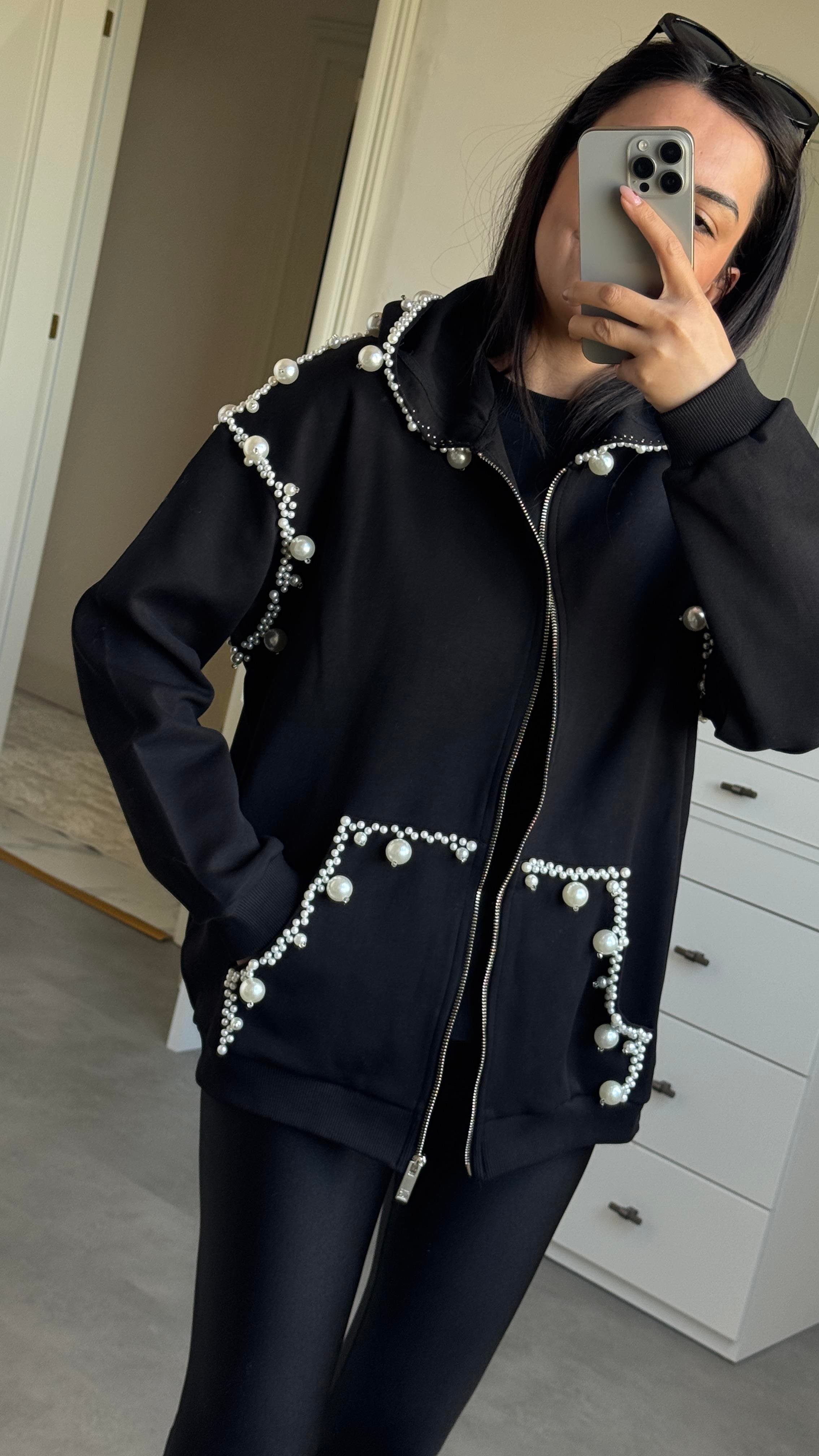 İncili Kapüşonlu Sweat -Siyah