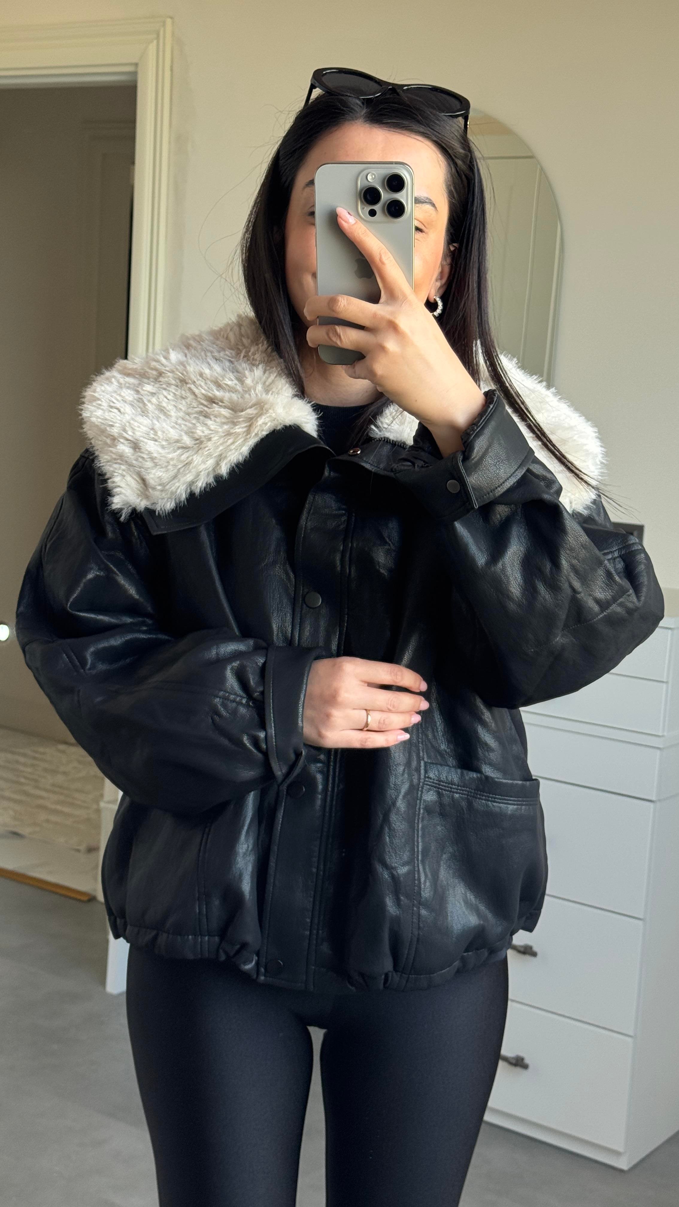 İthal Kürklü Siyah Mont