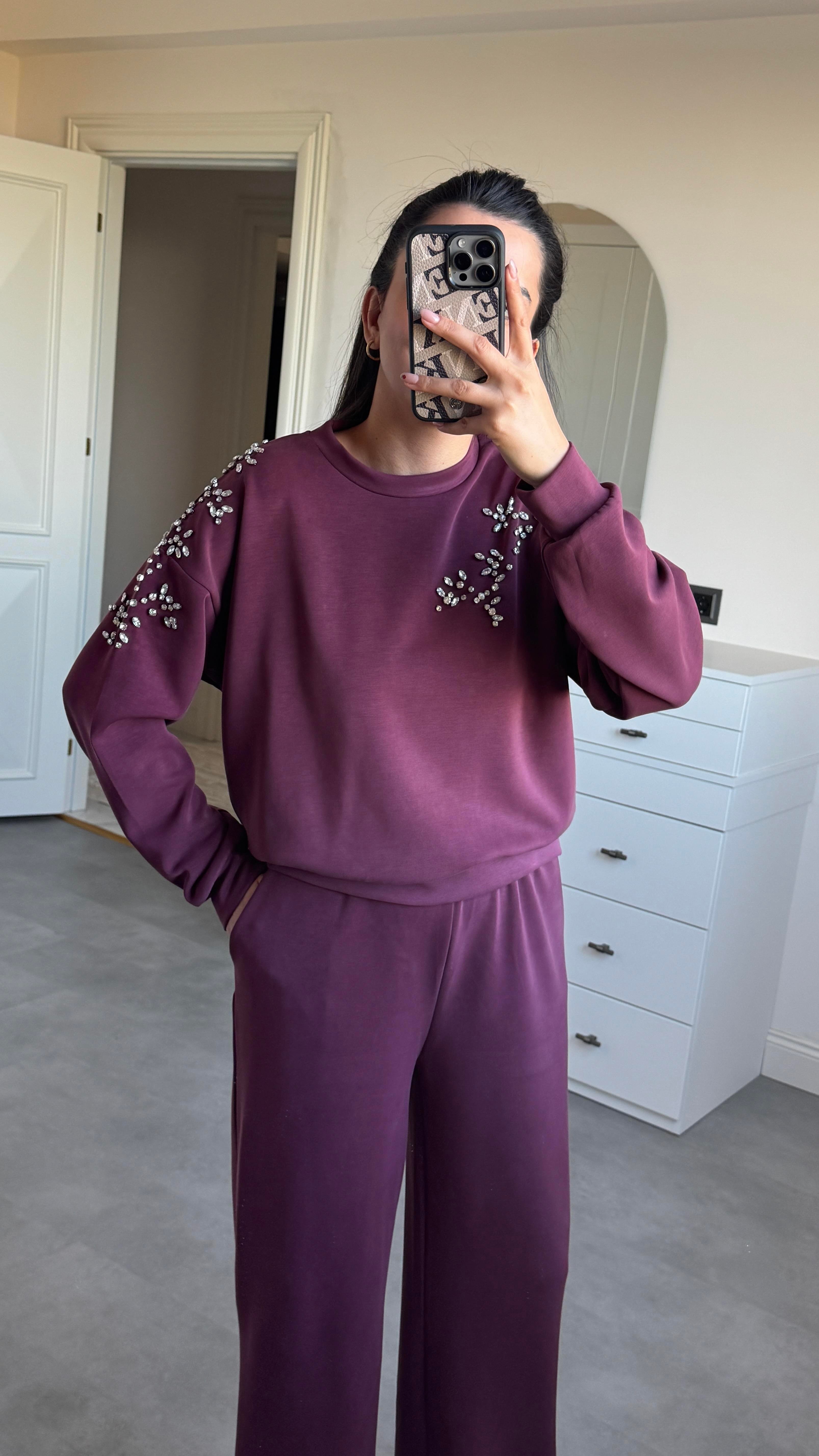 Omzu Taşlı Bordo Takım 