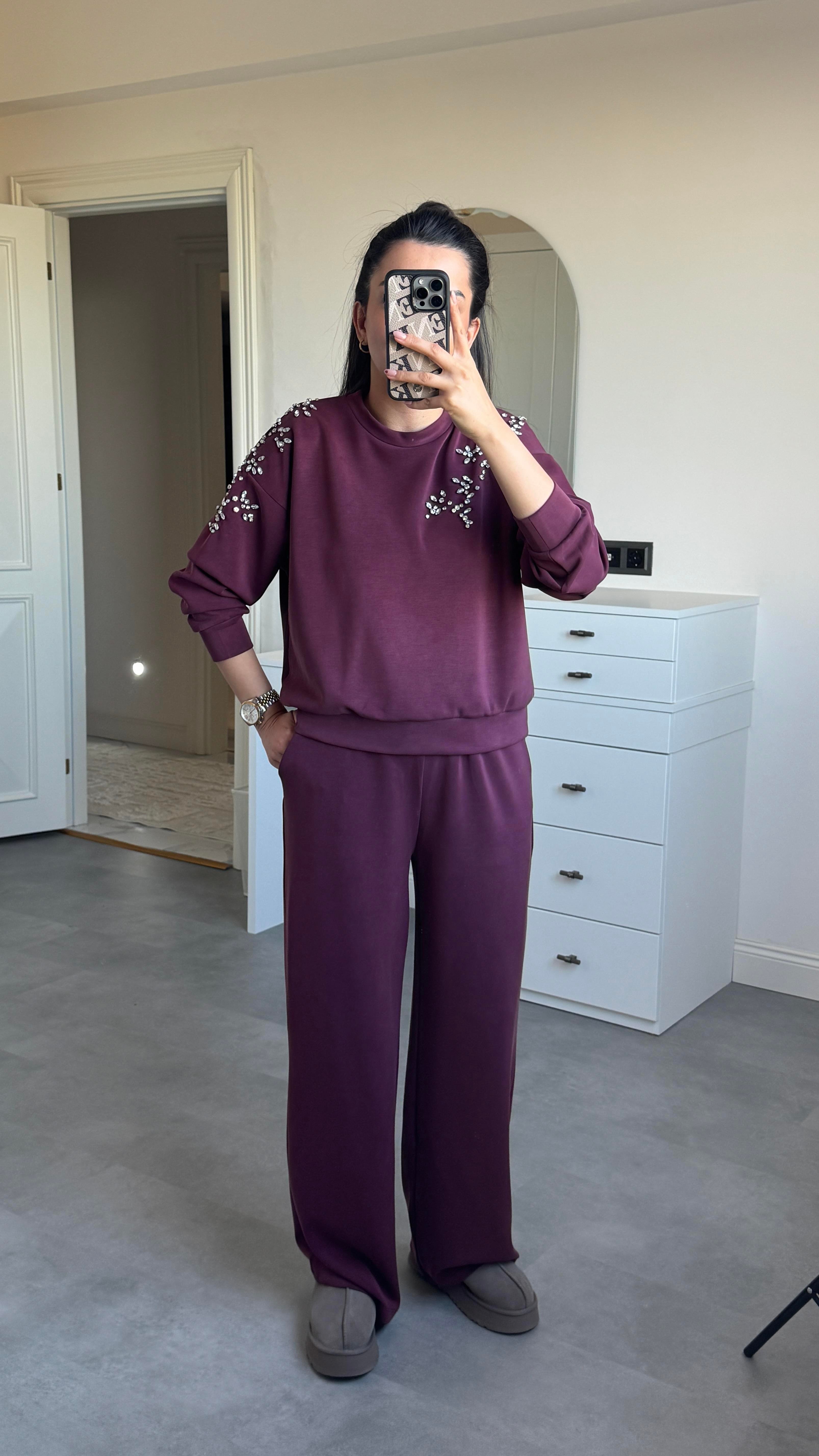 Omzu Taşlı Bordo Takım 