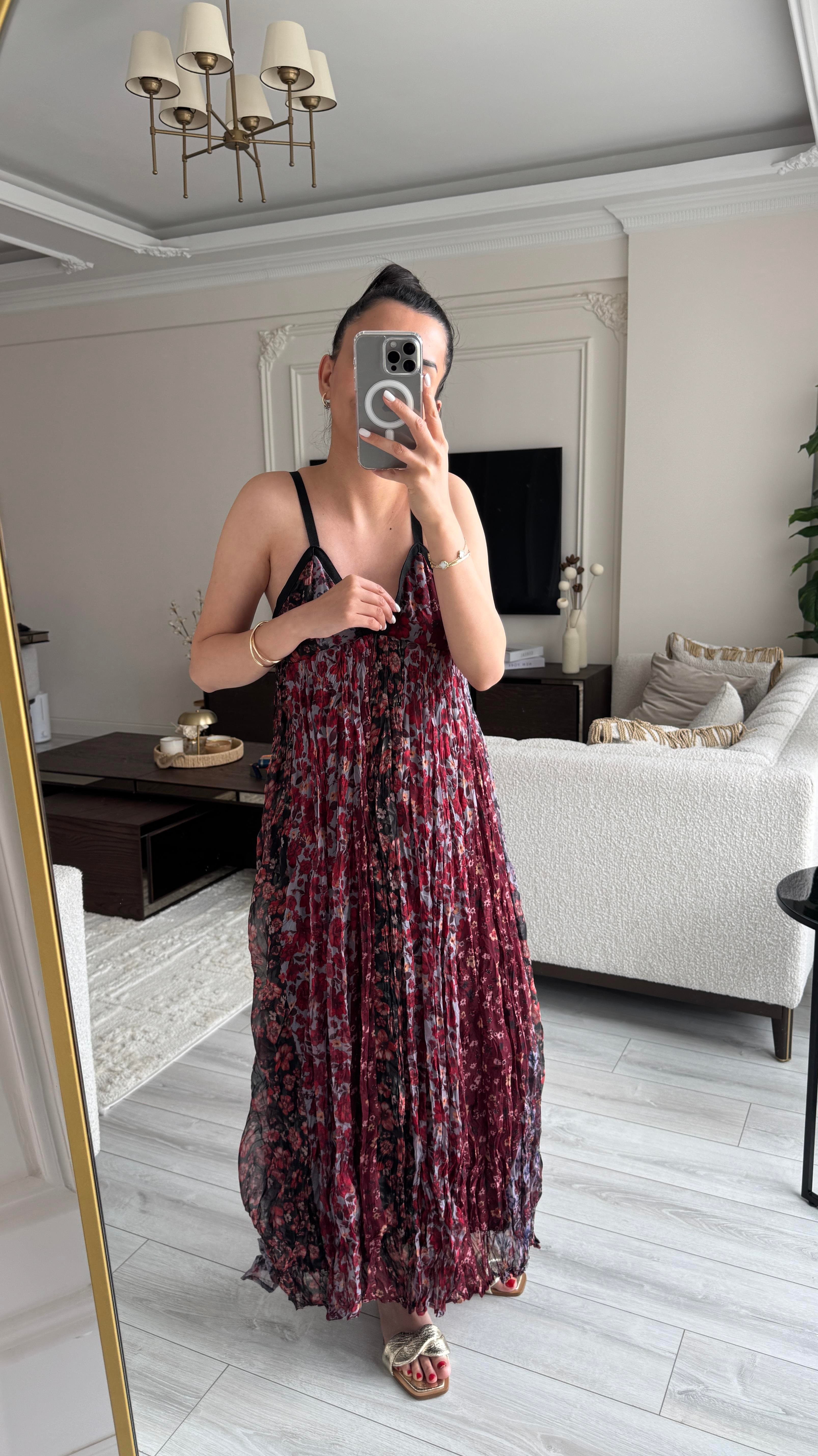 Zra Model Sırt Detaylı Elbise