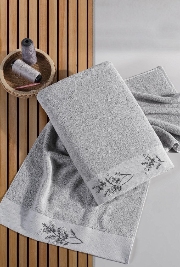 %100 Pamuk Nakış İşlemeli 2’li Banyo ve Yüz Havlu Takımı (50x90 cm + 90x180 cm XL Banyo Havlusu)