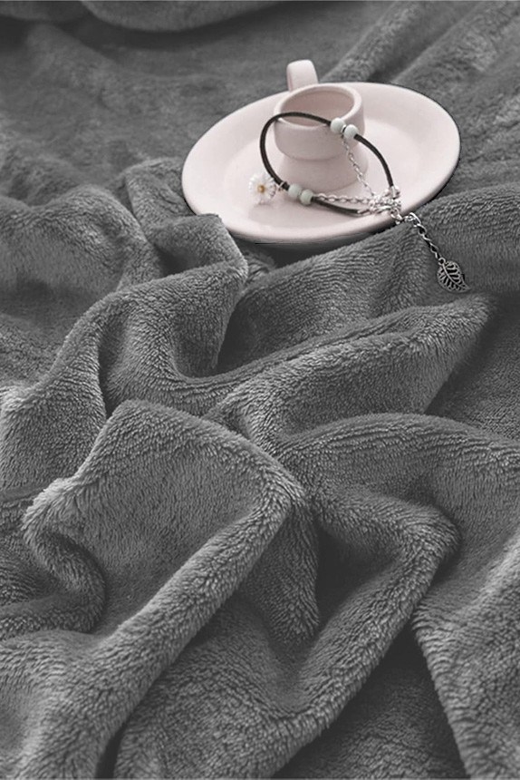 Kadife Kumaş Battal Çift Kişilik Fitted Lastikli Çarşaf Takımı 180x200+30 cm