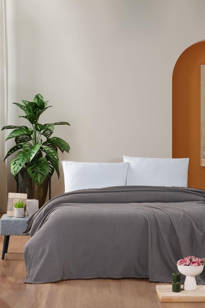 Macar Çift Kişilik Pike Pamuklu Yatak Örtüsü 220x230