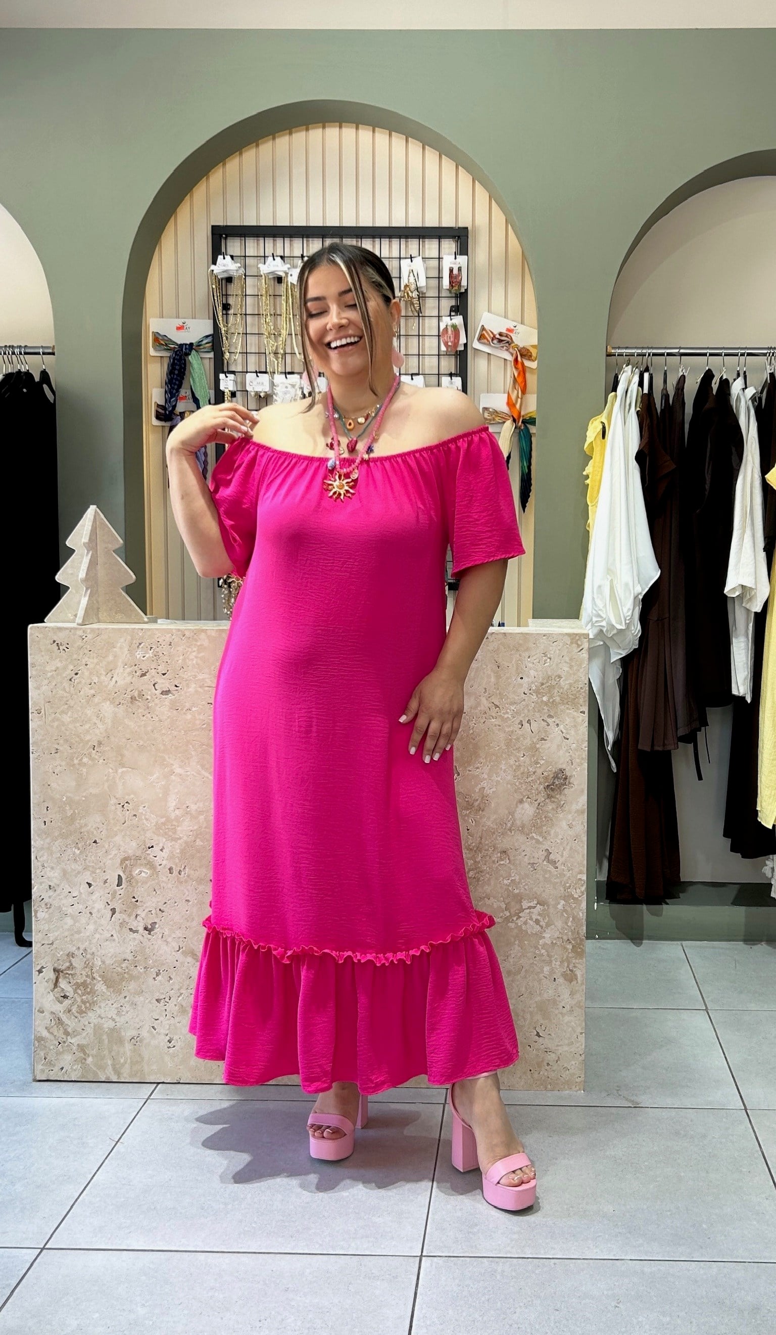 5001-Pembe Madonna Elbise