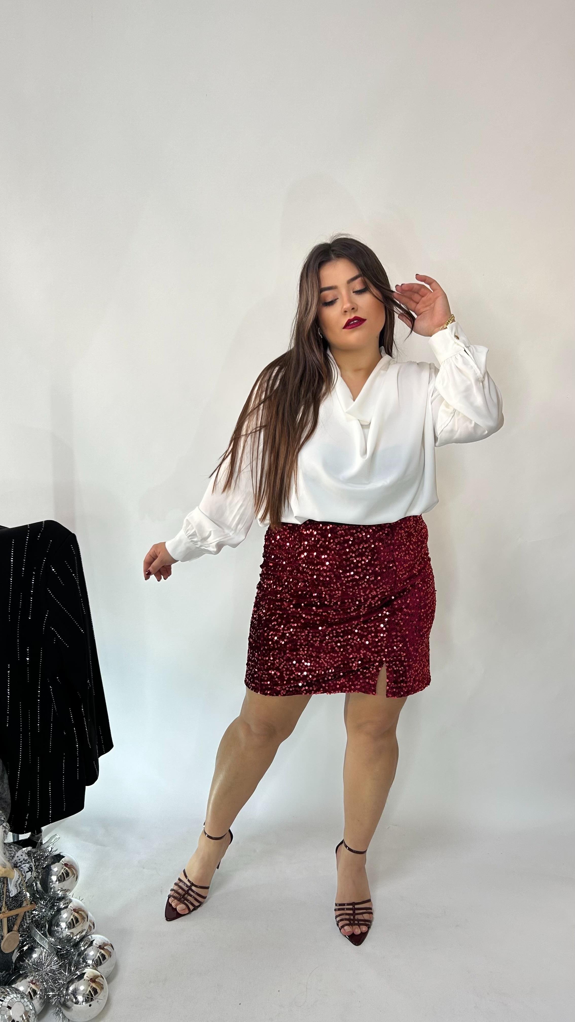Beyaz Degaje Yaka Şifon Bluz 