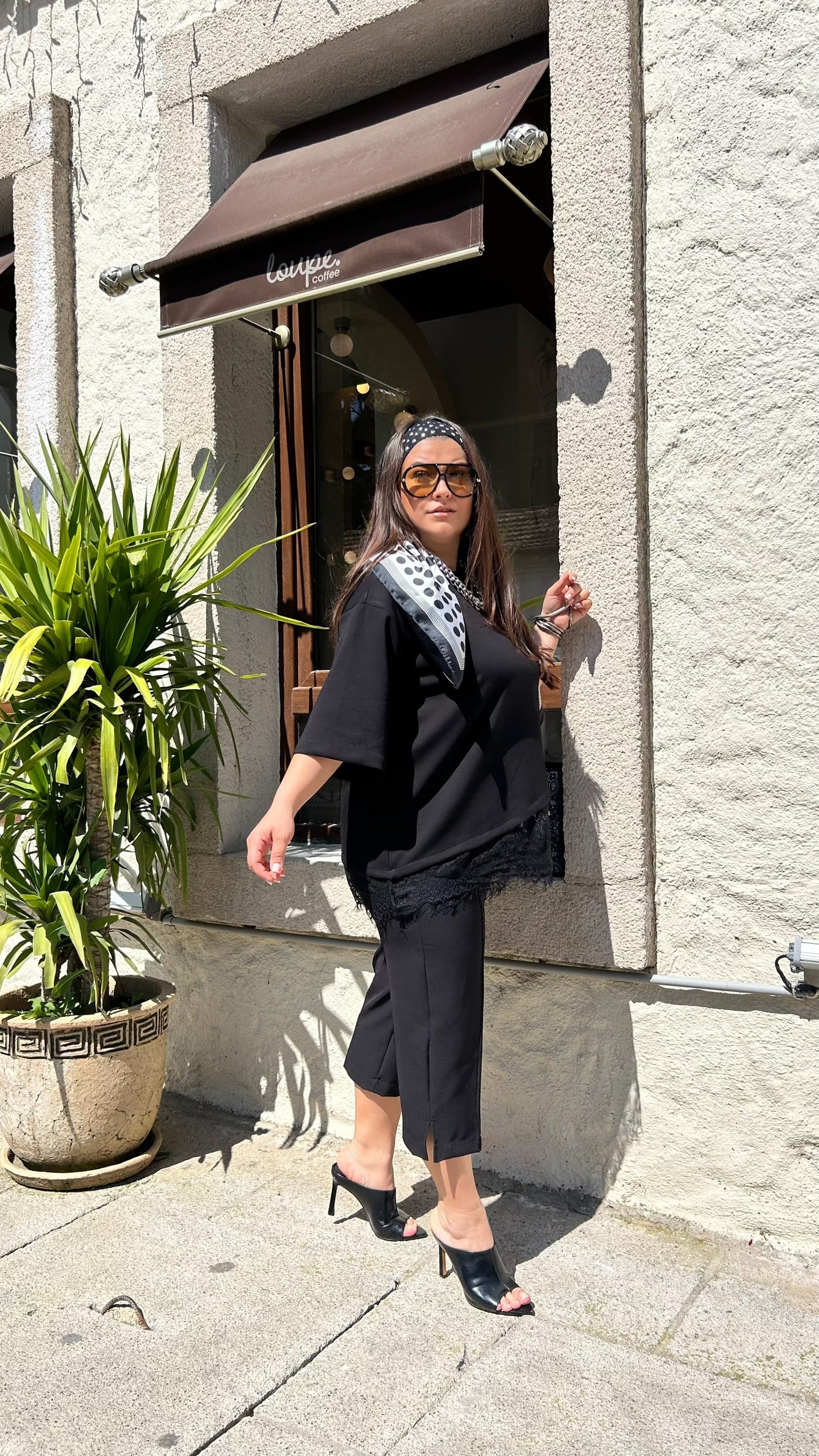 Dantelli Siyah  Bluz