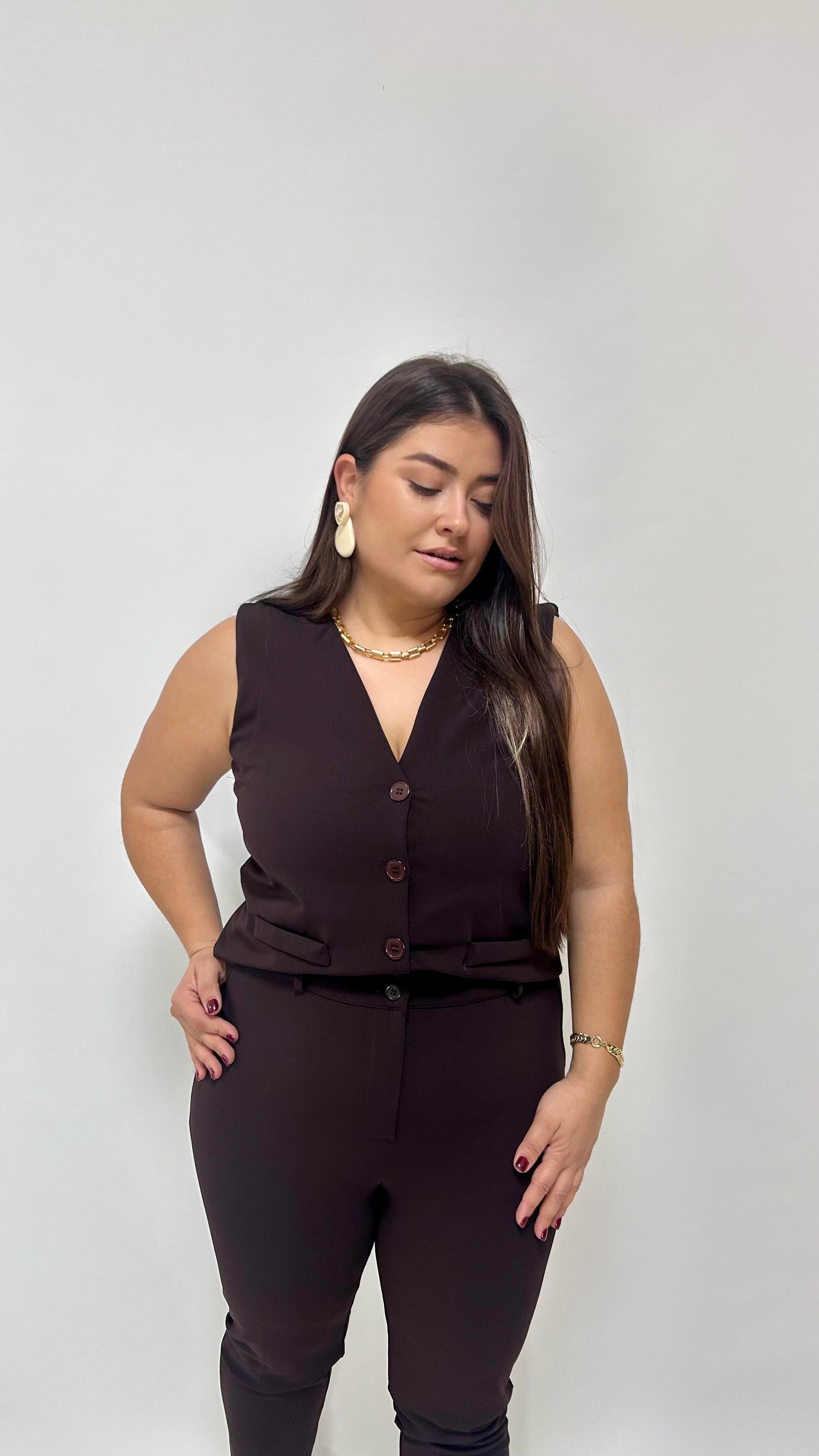 Kahve  Düğmeli V Yaka Yelek 