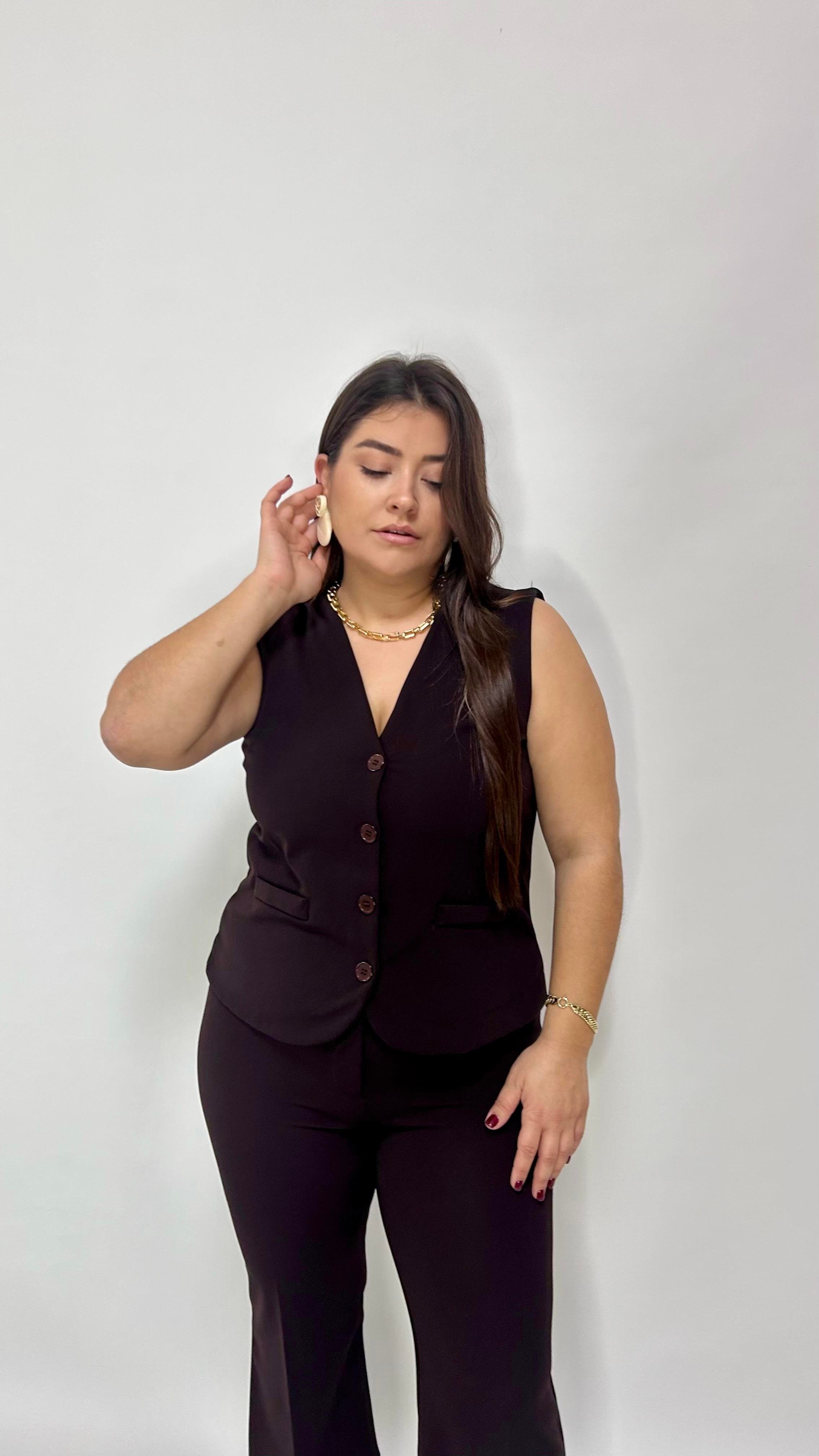 Kahve  Düğmeli V Yaka Yelek 