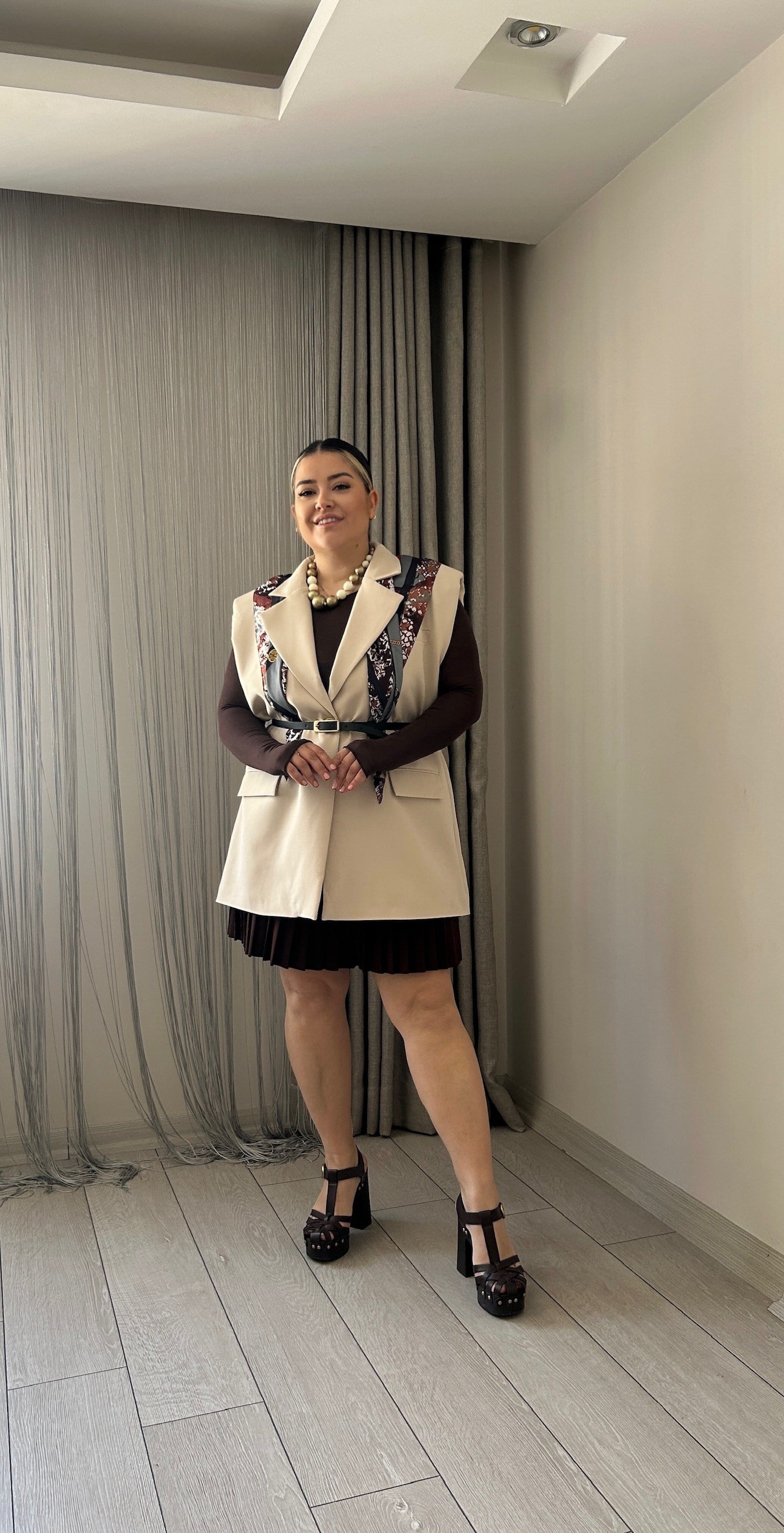 Krem Vatkalı Blazer Yelek