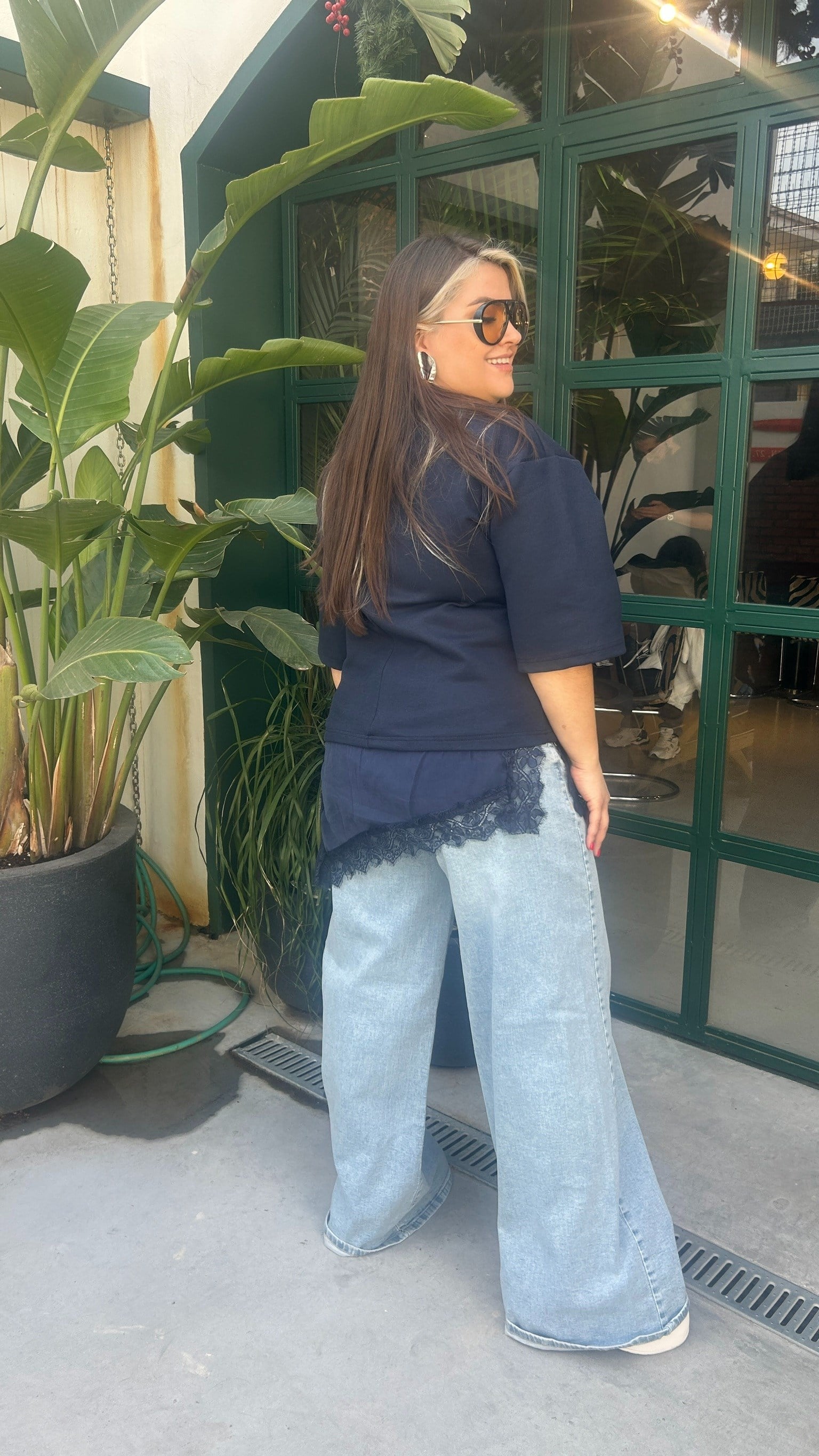 Lacivert Dantel Detaylı Bluz 