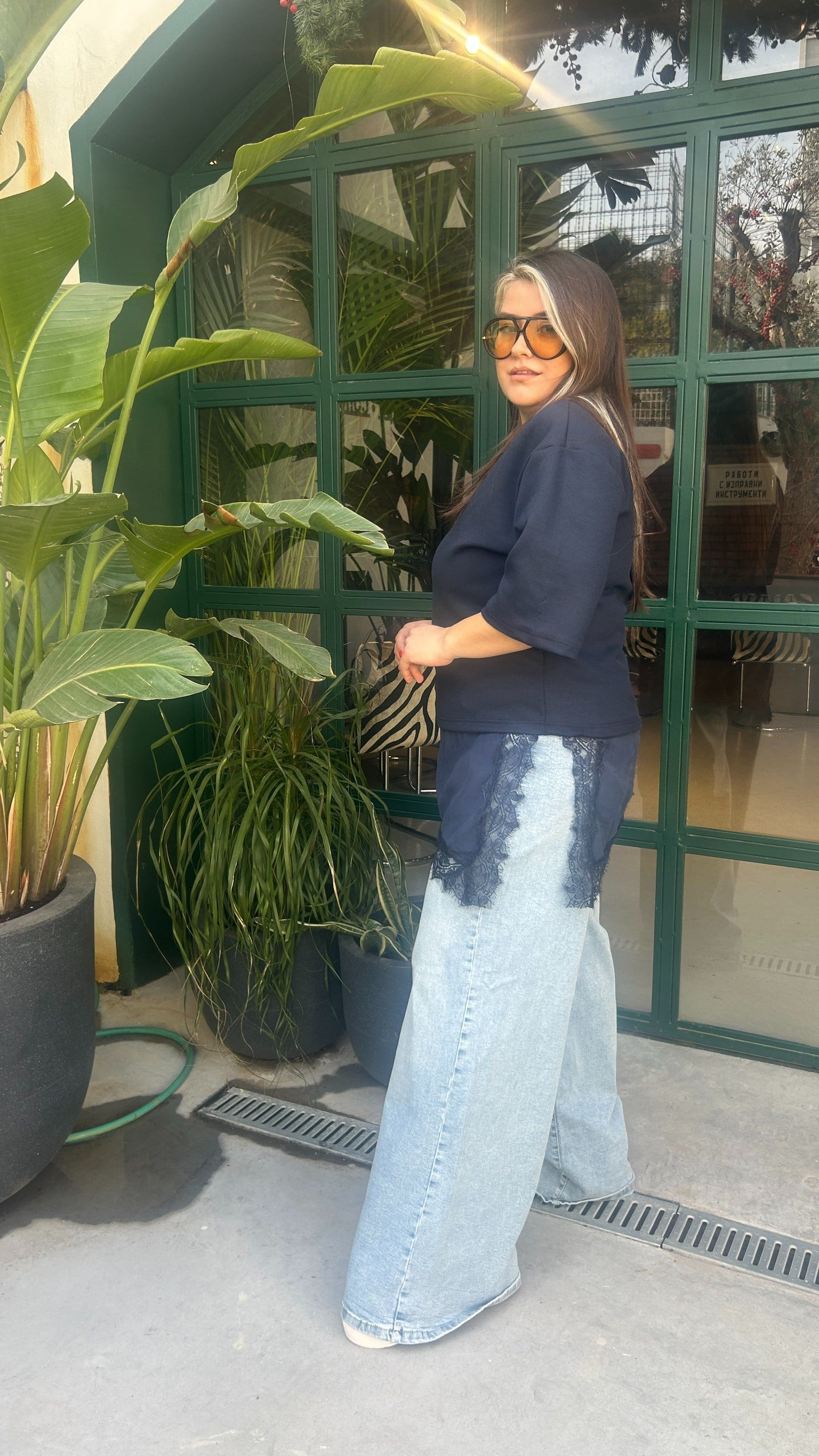 Lacivert Dantel Detaylı Bluz 