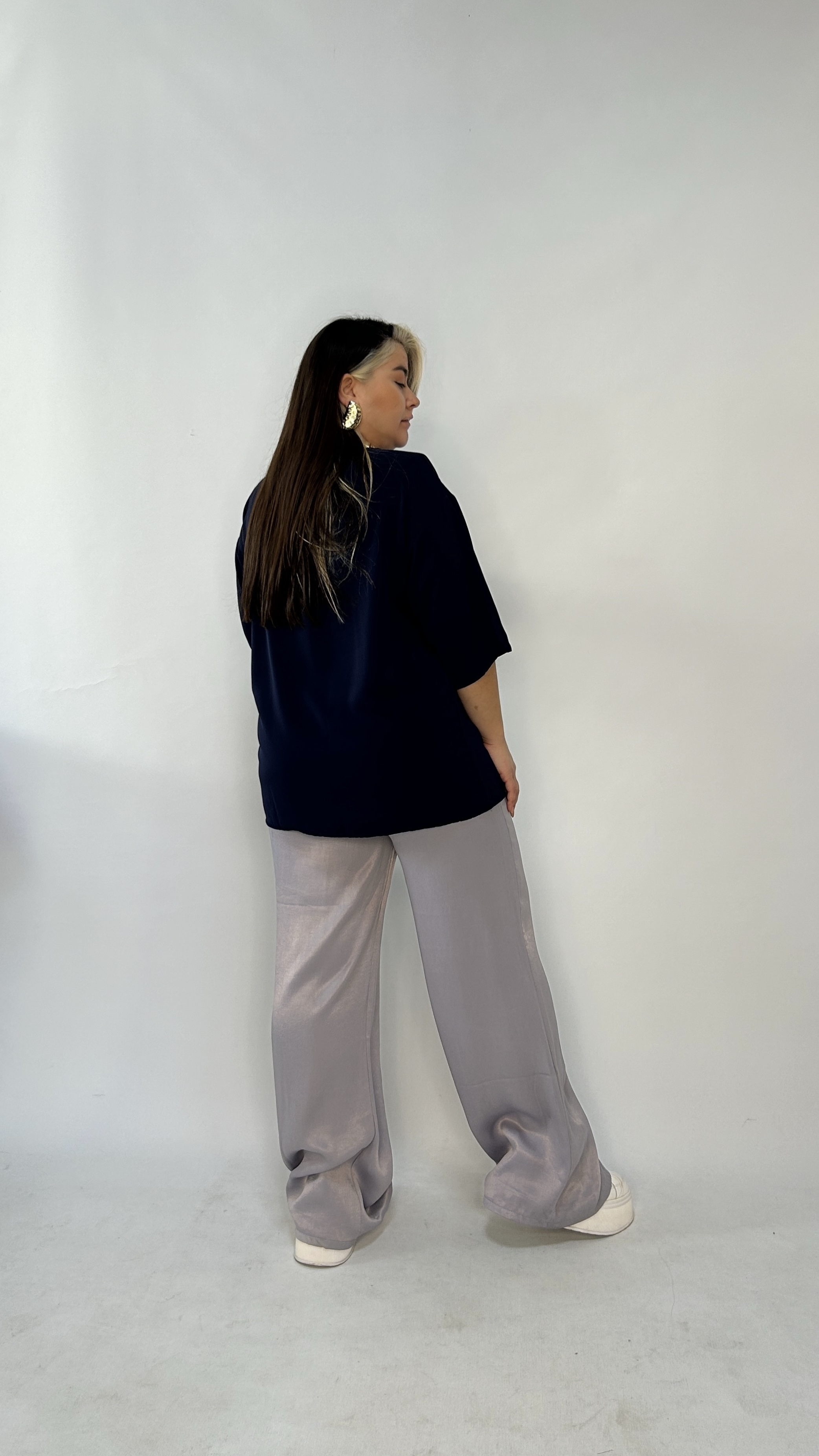 Lacivert Vatkalı Bluz