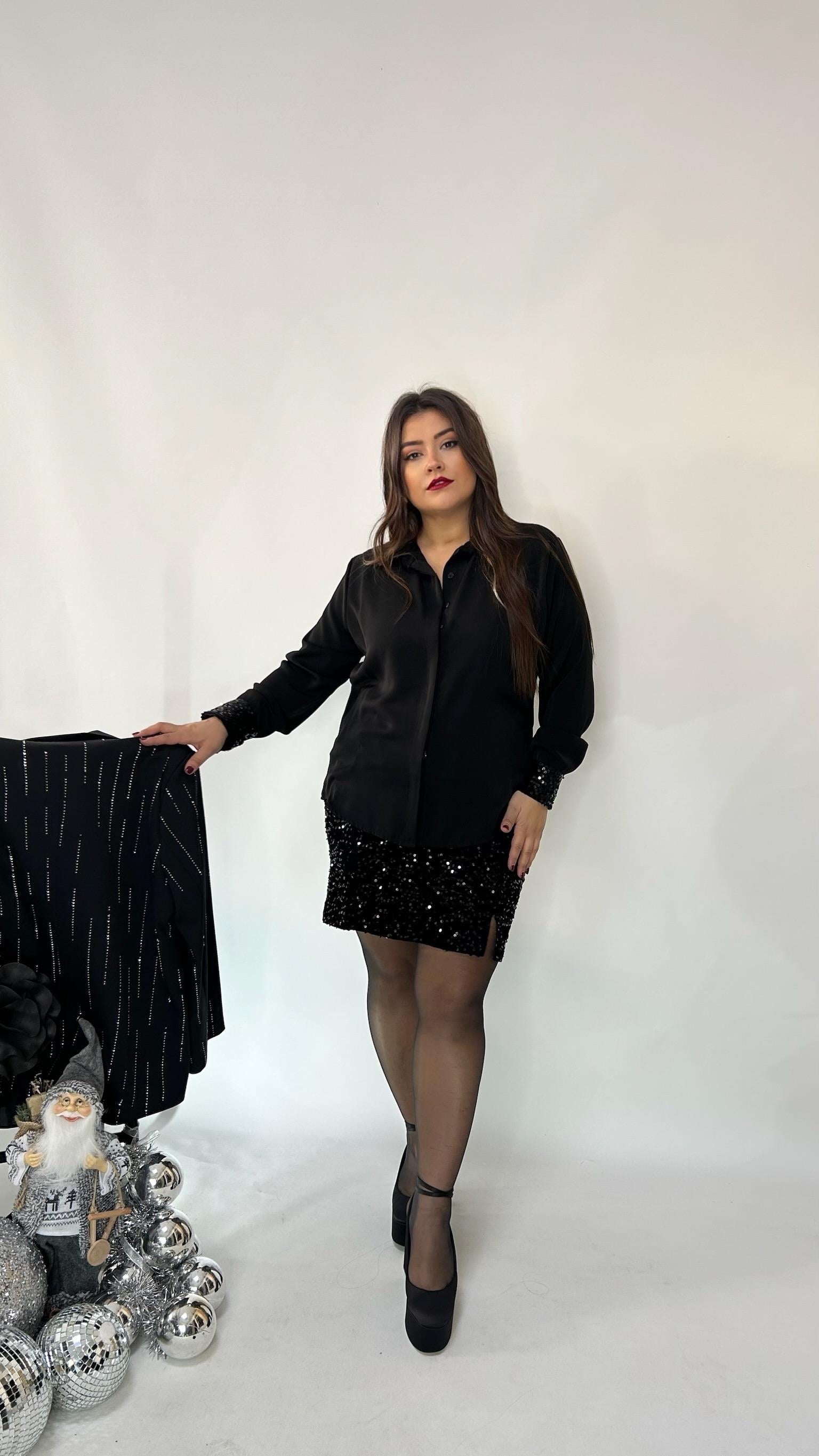 Manşet ve Yaka Pul Payet Gömlek